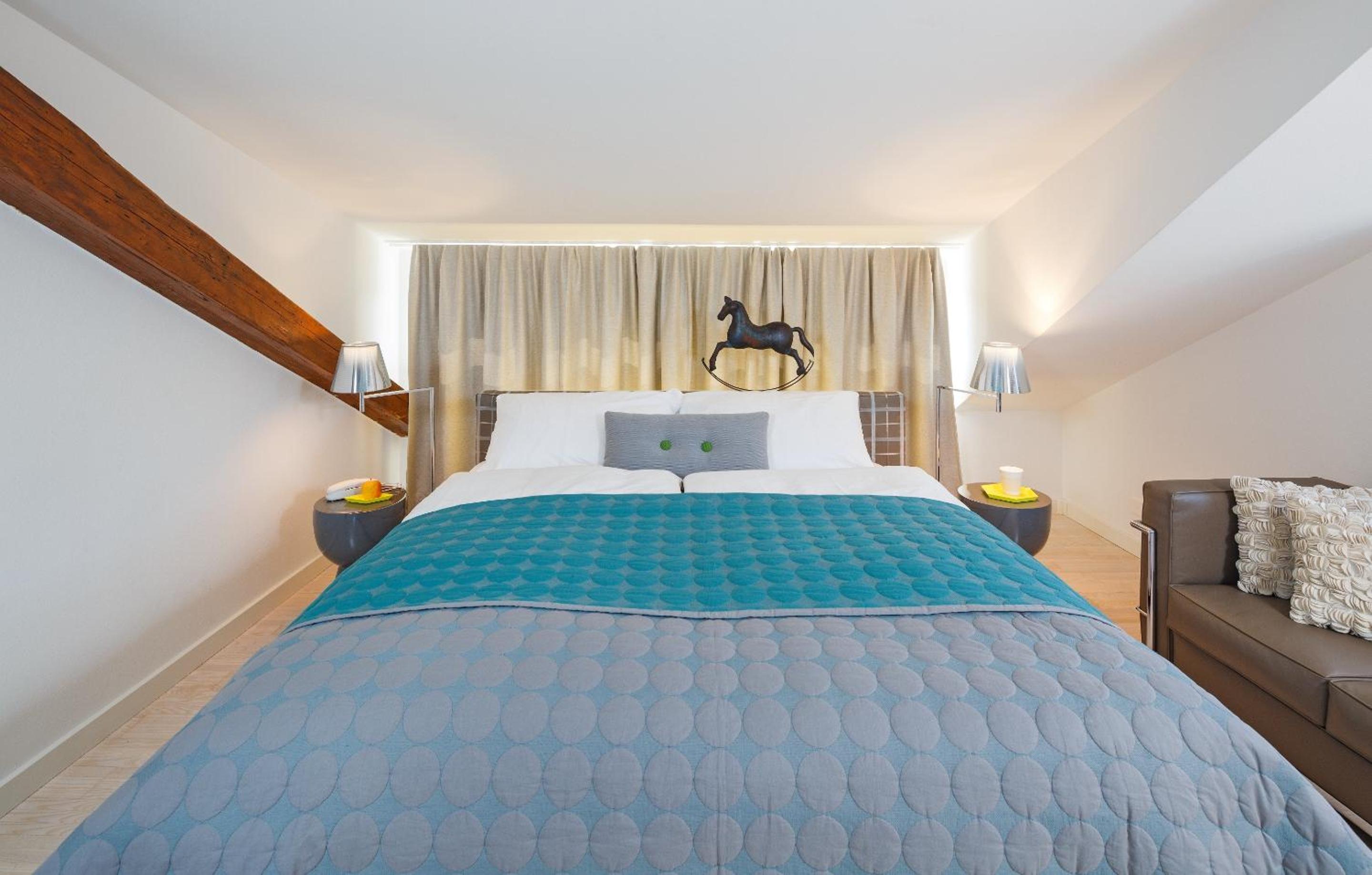Junior Suite with Terrace and Lake View