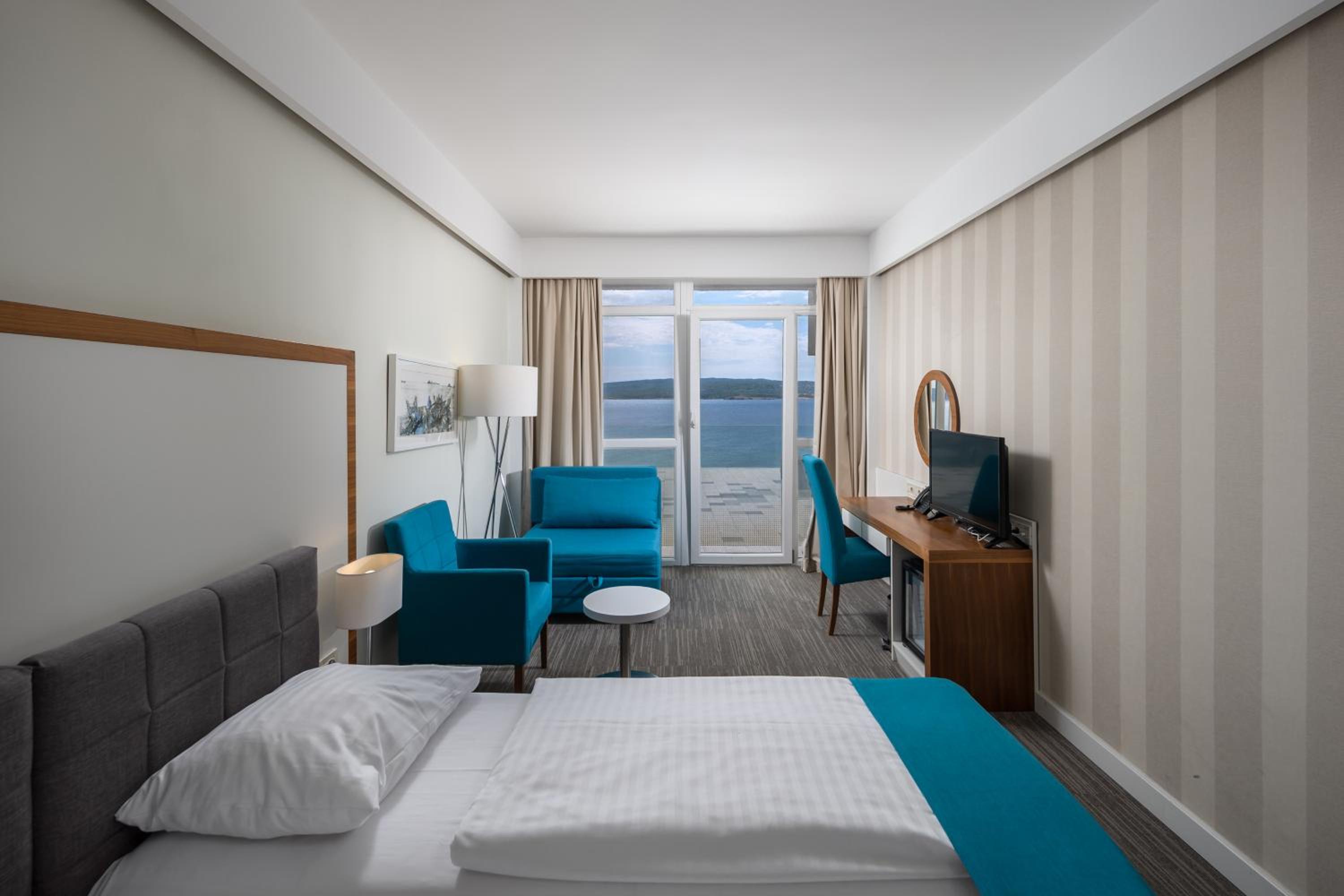 Superior Double or Twin Room with Sea View