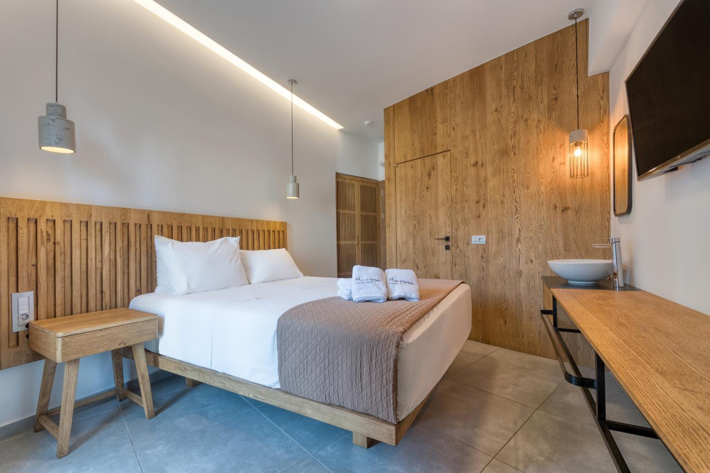 Classic Budget Room Side Sea View (annex)