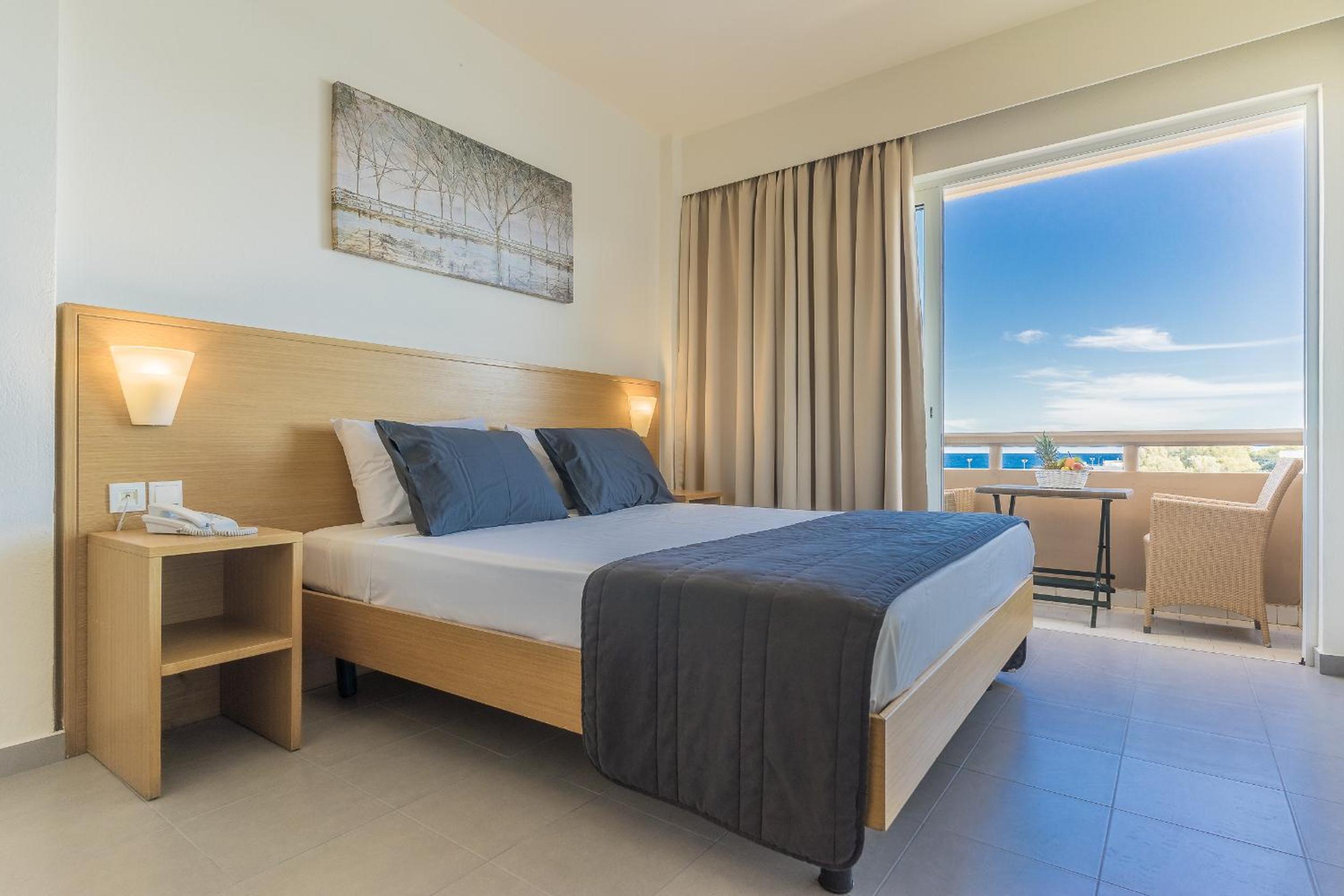 Classic Room Higher Floor - City View