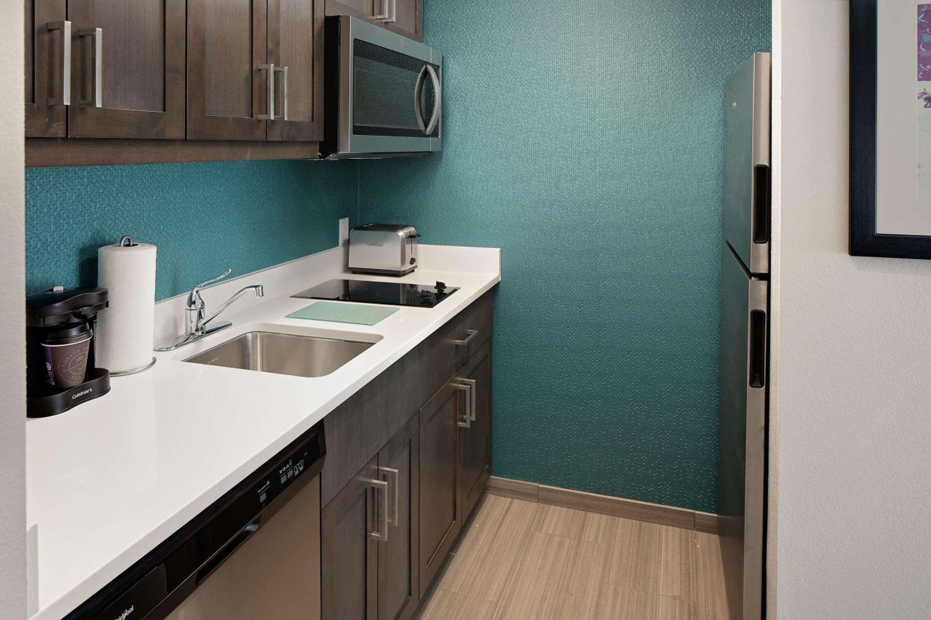 One-Bedroom King Suite