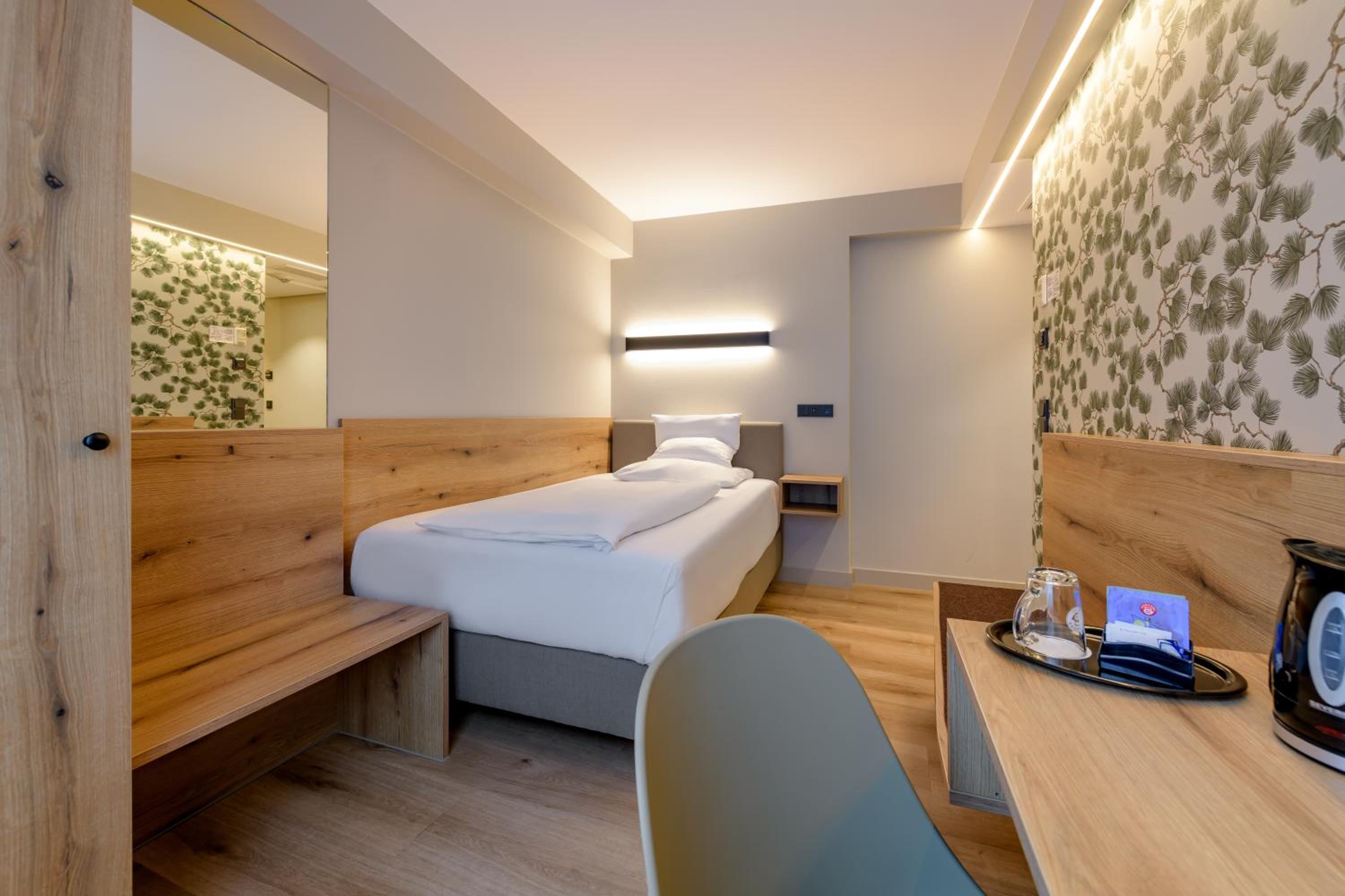 Standard Single Room