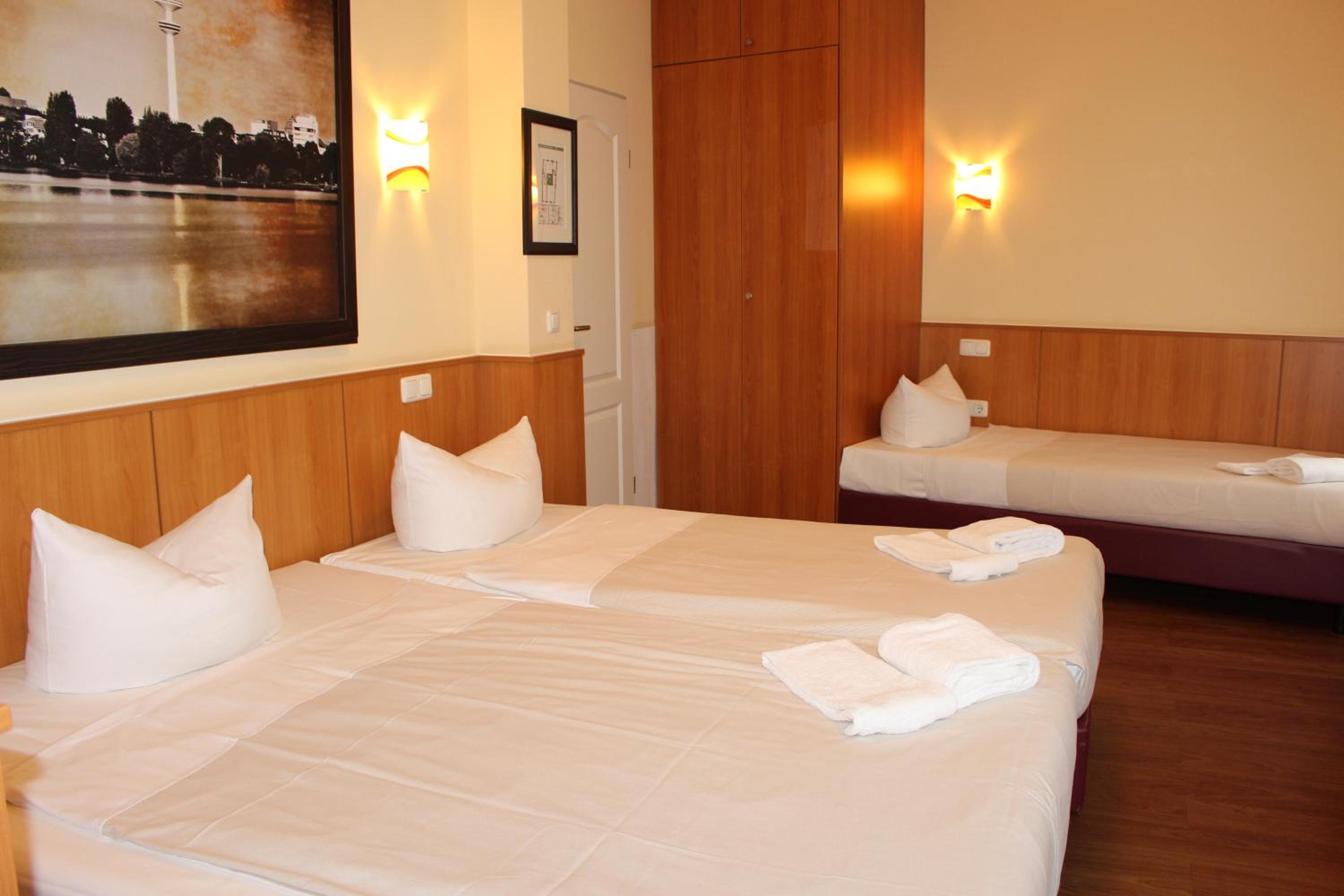 Family Room (4 Adults)
