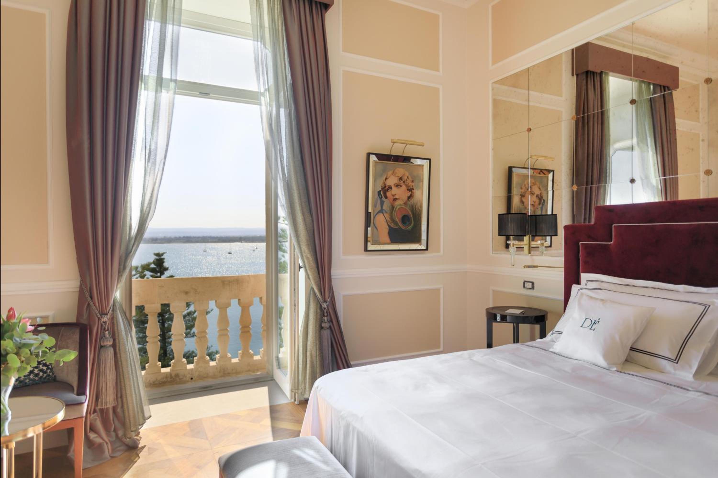 Deluxe Double Room with Sea View