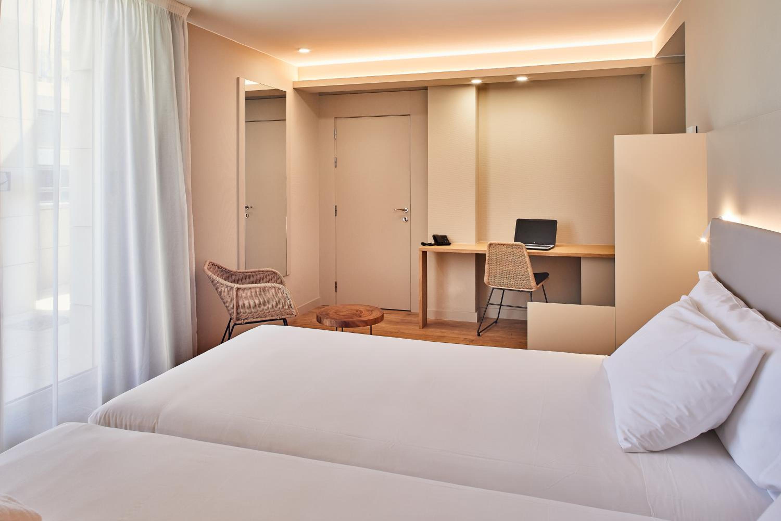 Double or Twin Room with Terrace