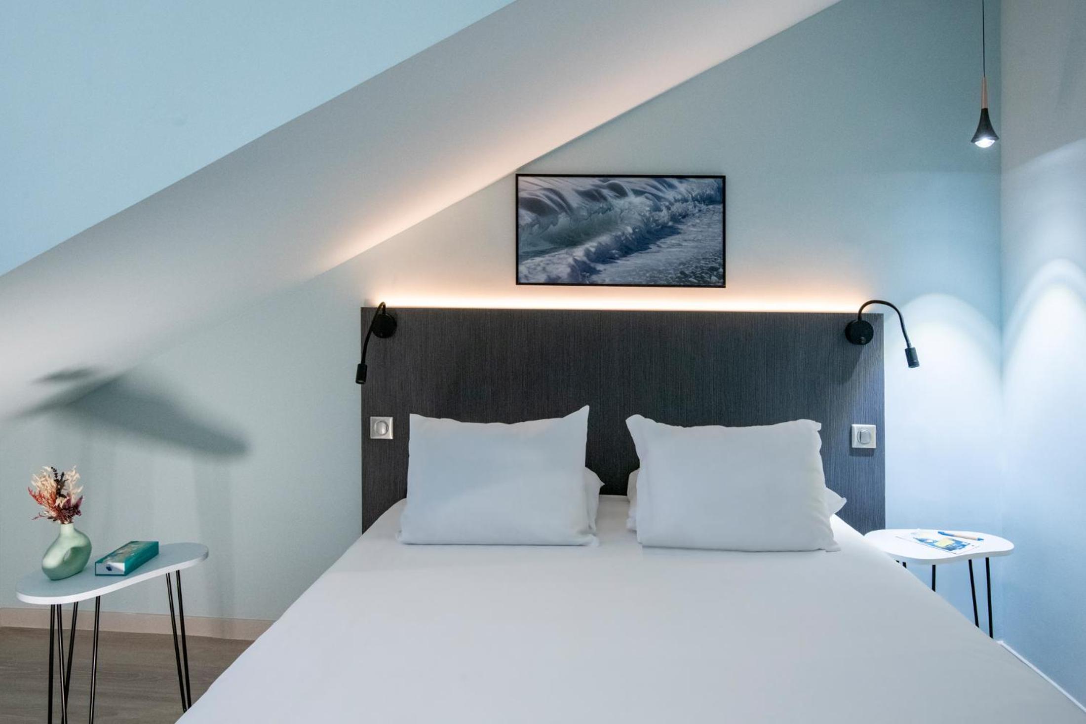 Comfort Queen Room - Attic