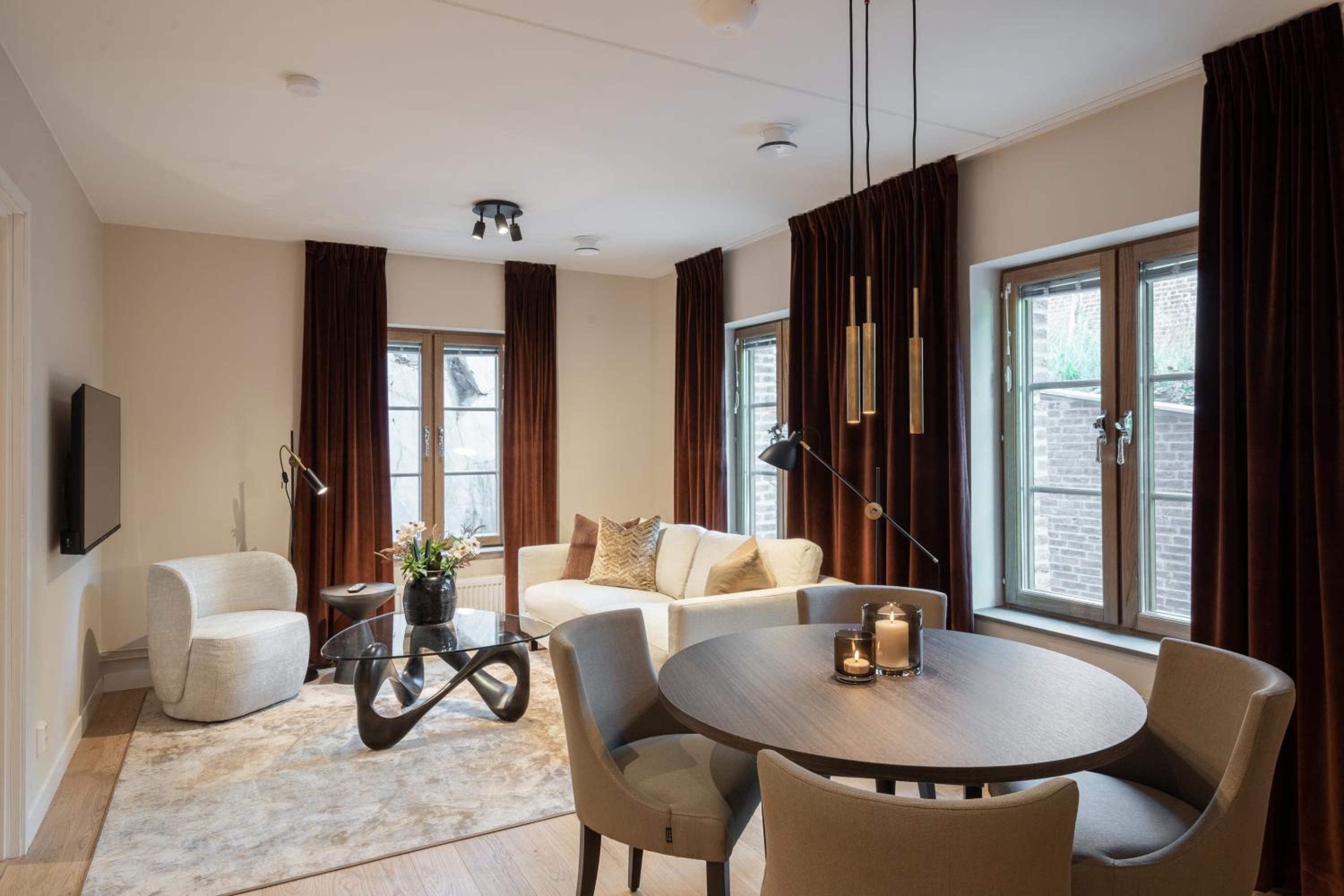 Deluxe Quadruple Room