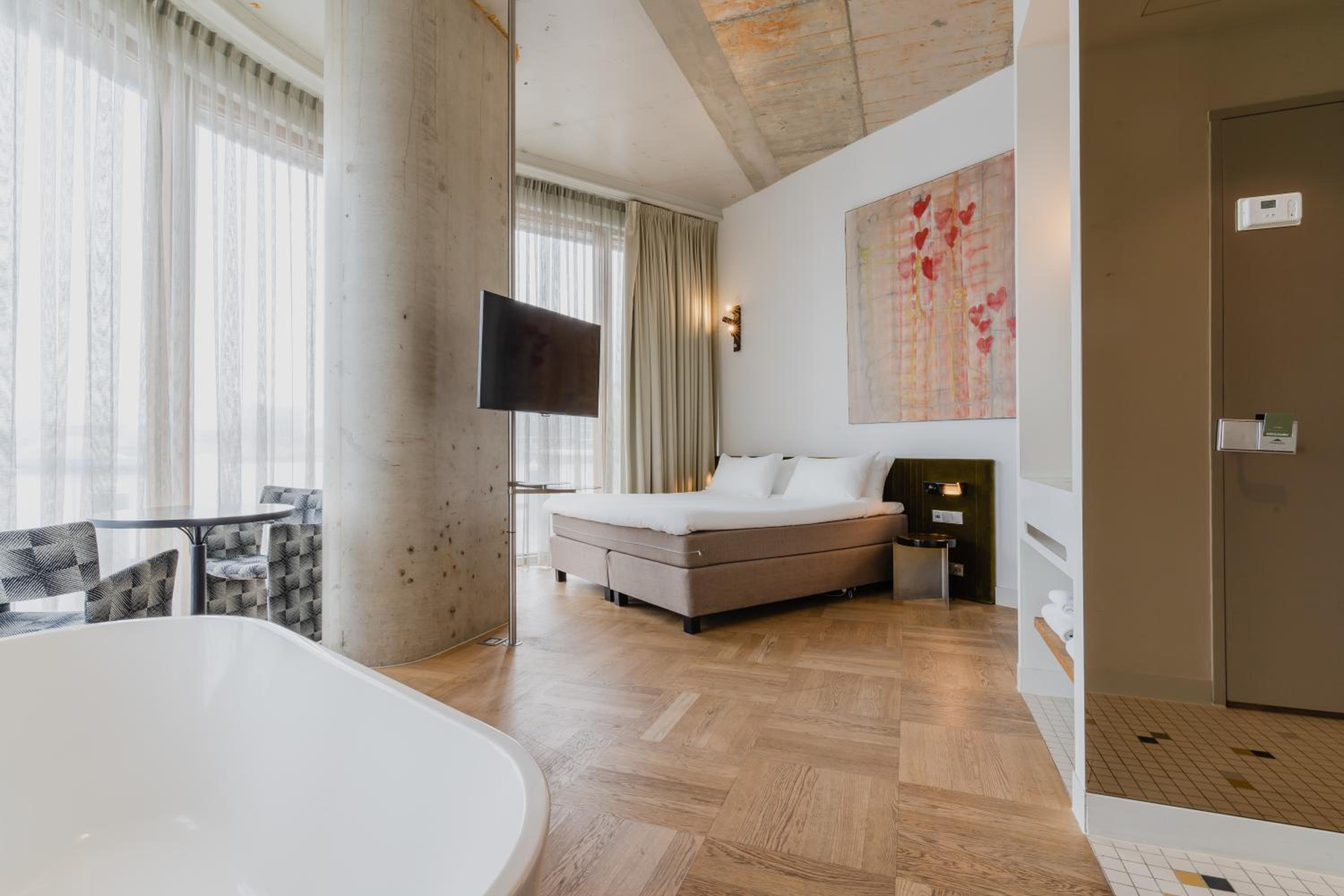 Junior Suite Double or Twin – Riverfront View