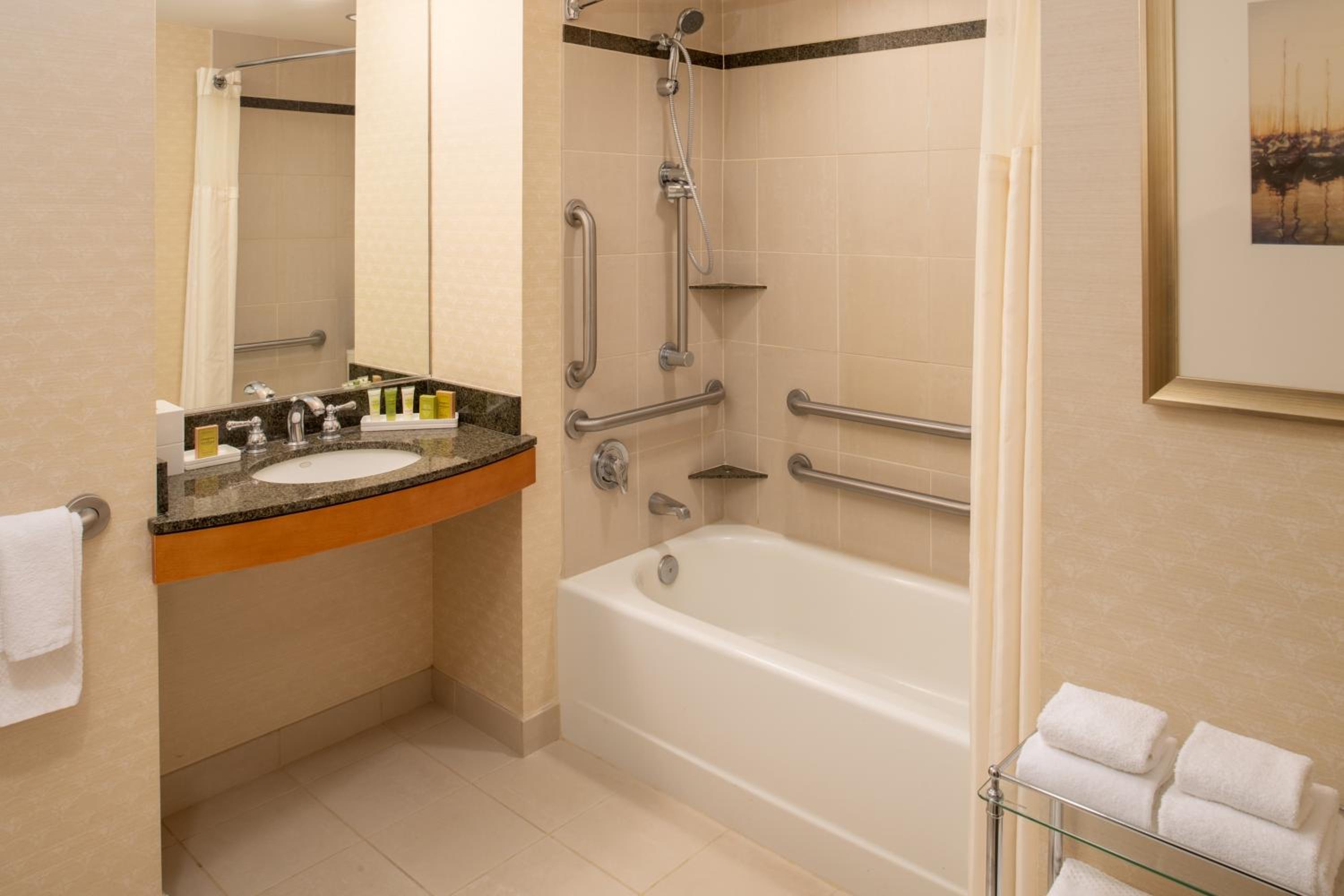 King Room with Accessible Tub - Mobility and Hearing Access