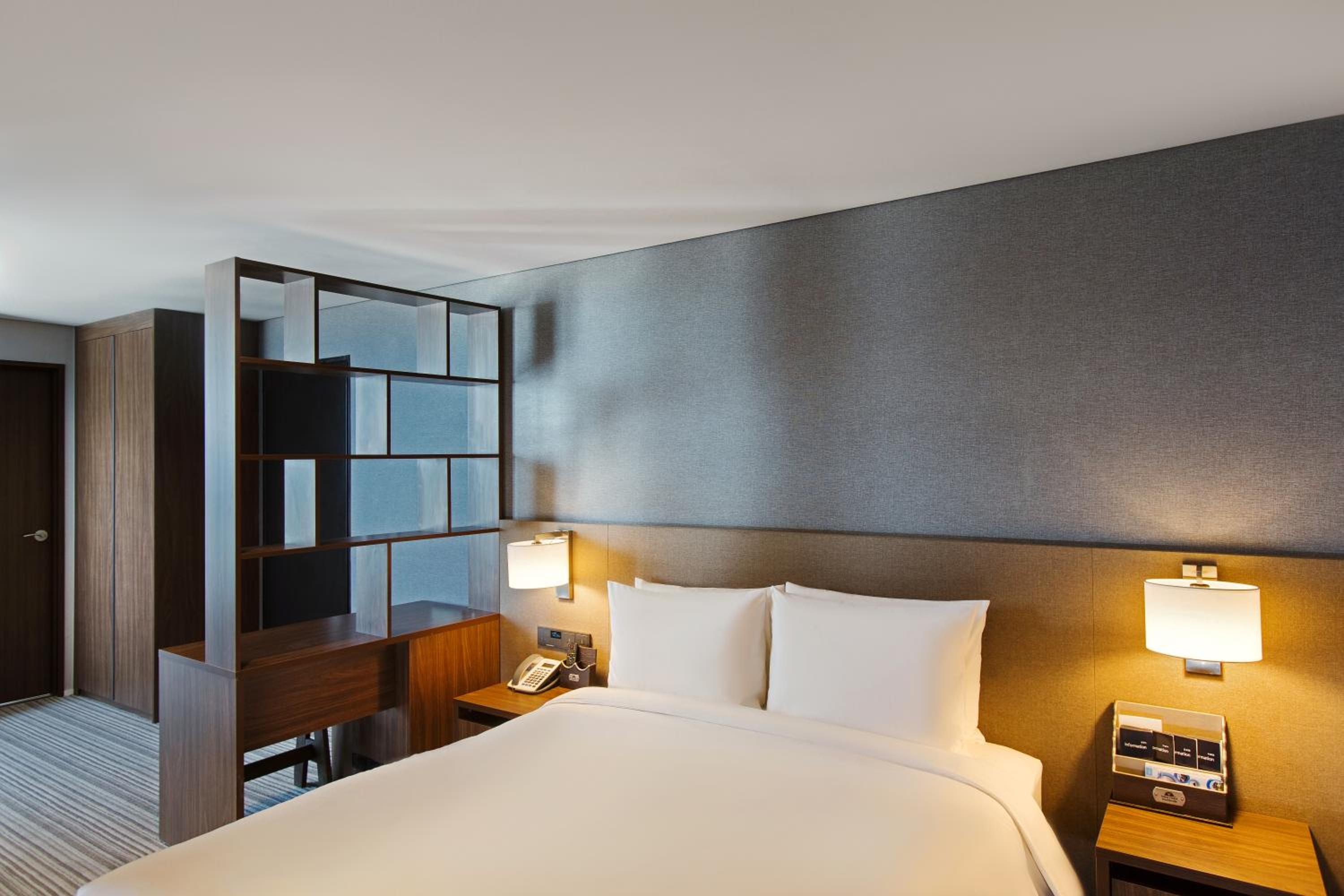 Deluxe Double Room with Harbor View