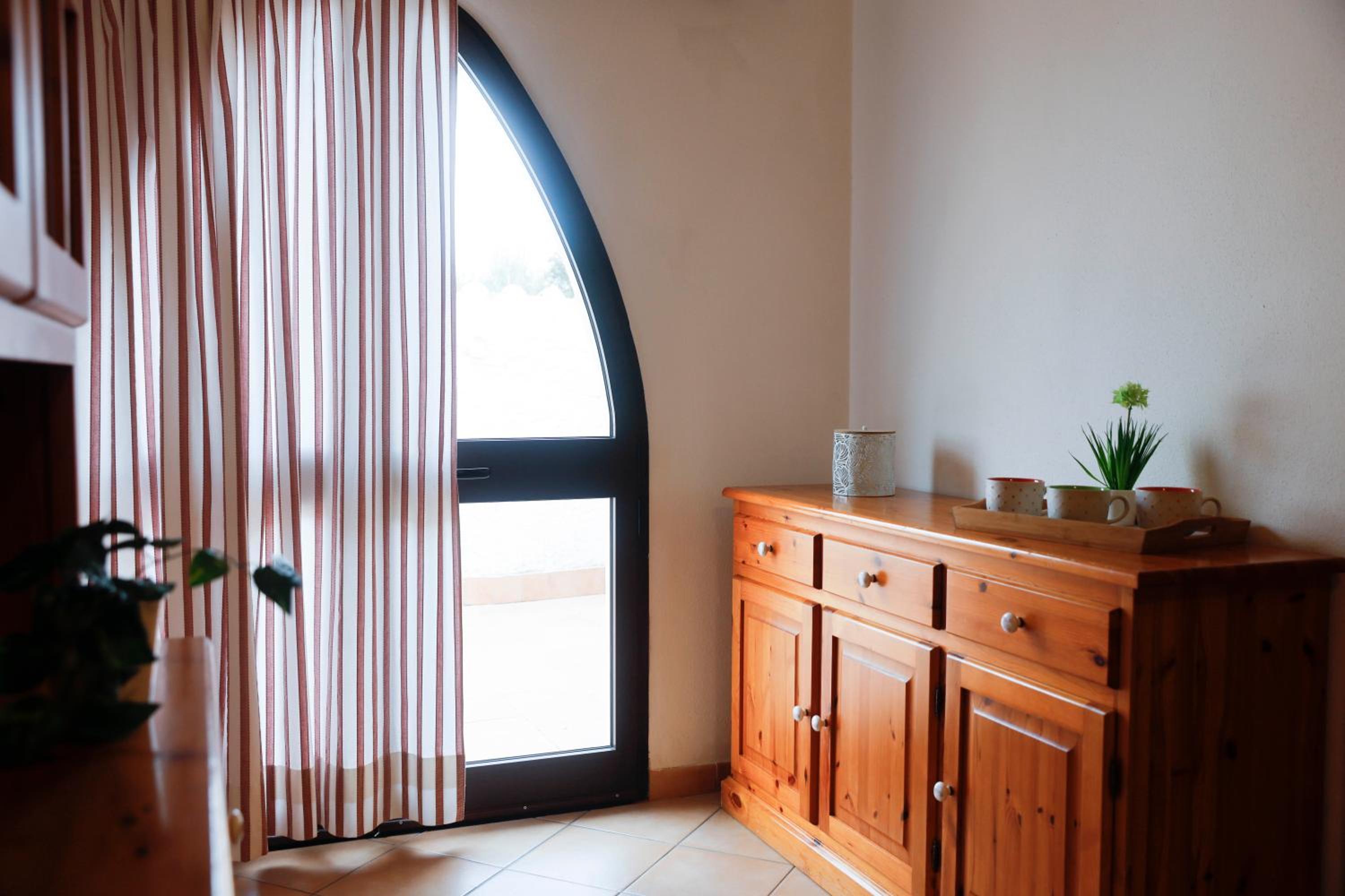 One-Bedroom Apartment with Big Terrace