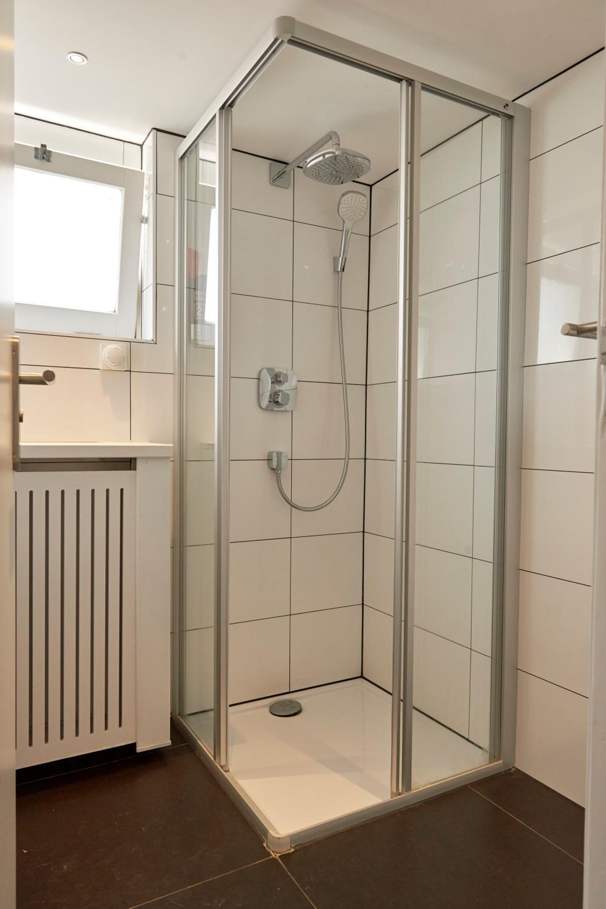 Basic Single Room with Shared Bathroom -