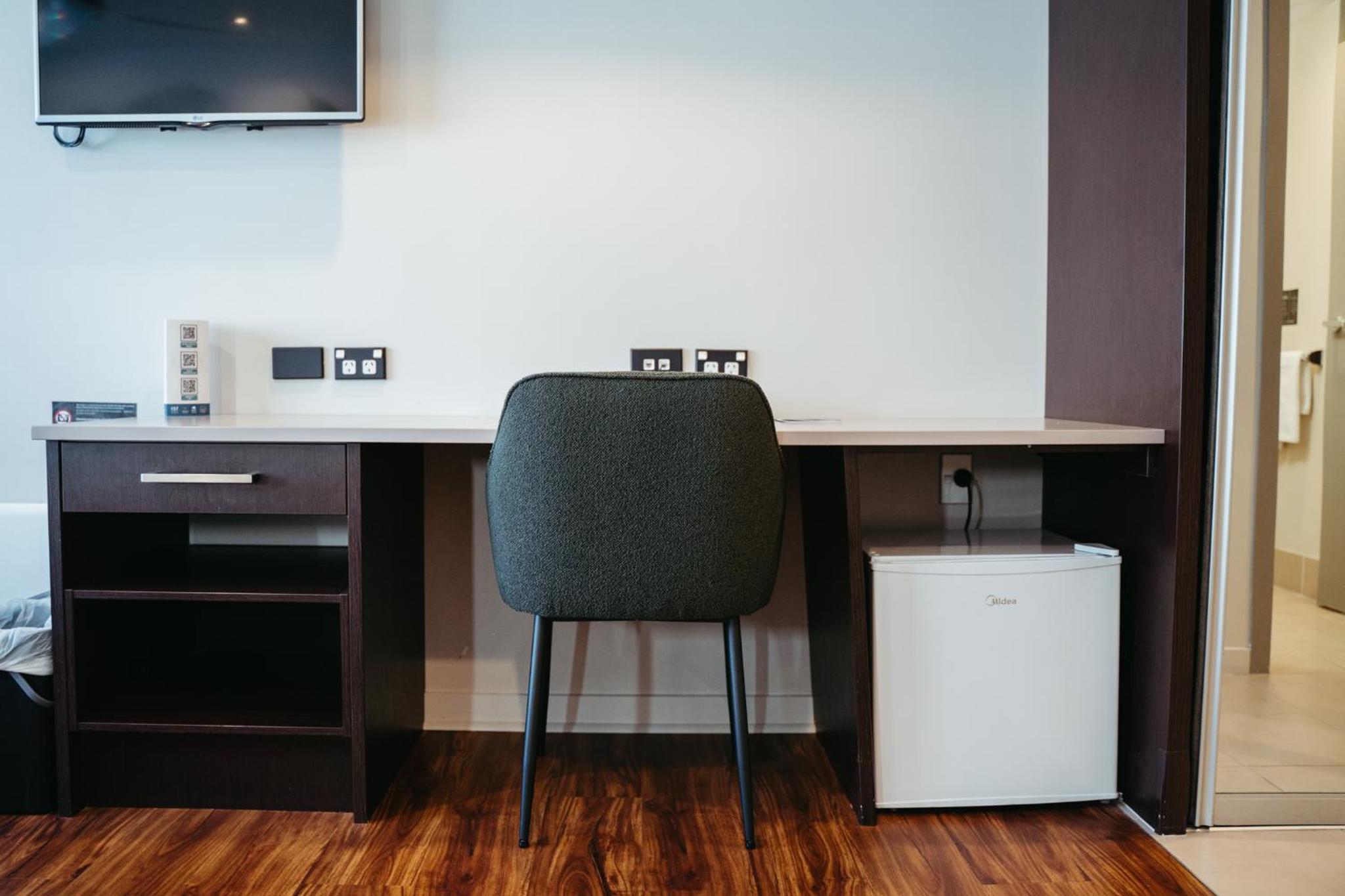 Standard Room with Two Single Beds