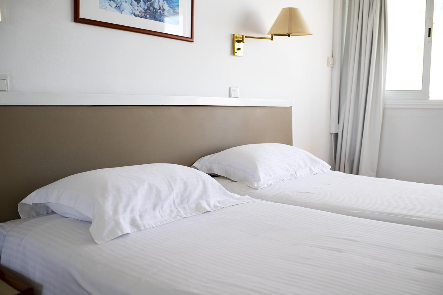 Economy Studio (2 Adults)