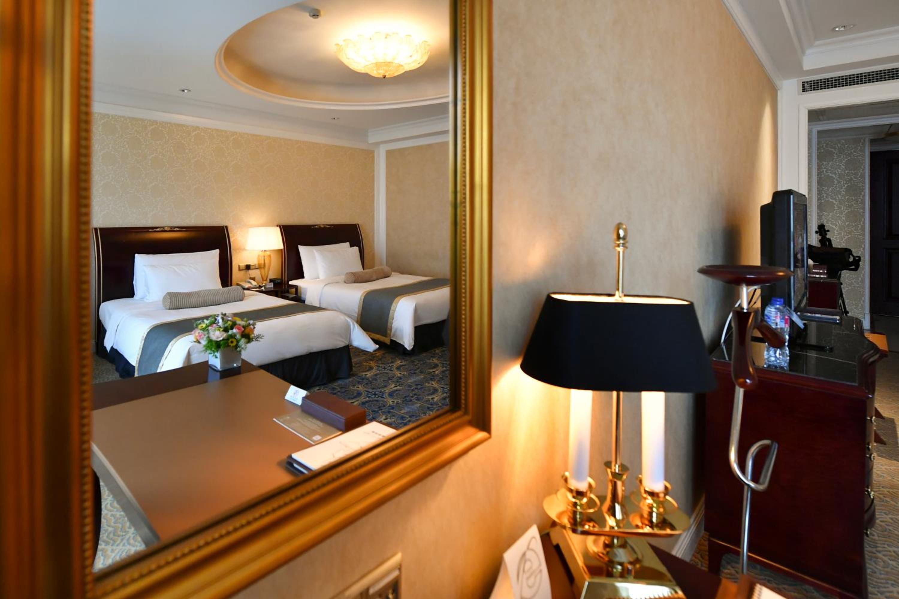 Deluxe Business Twin Room