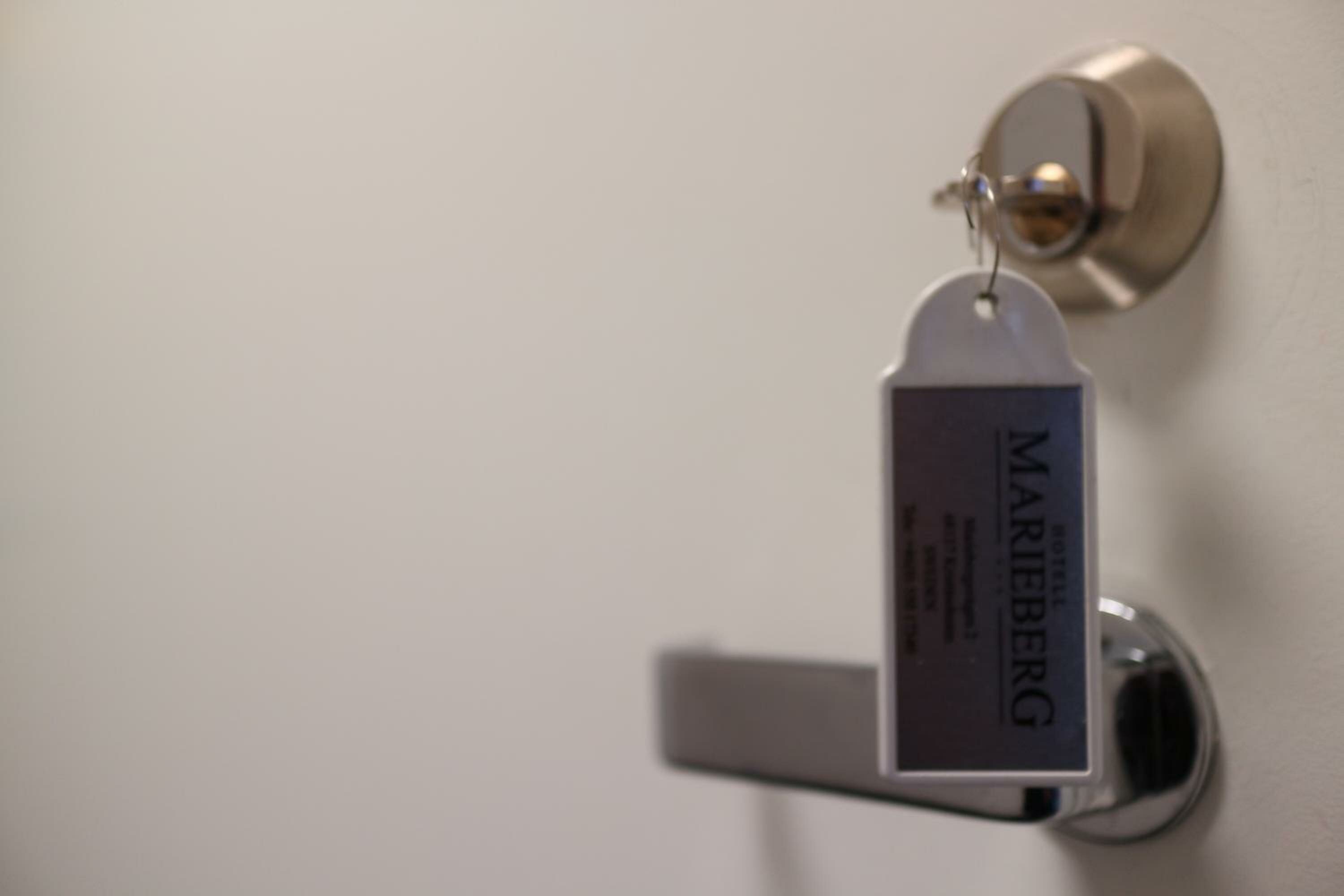 Family Room (2 Adults + 2 Children)