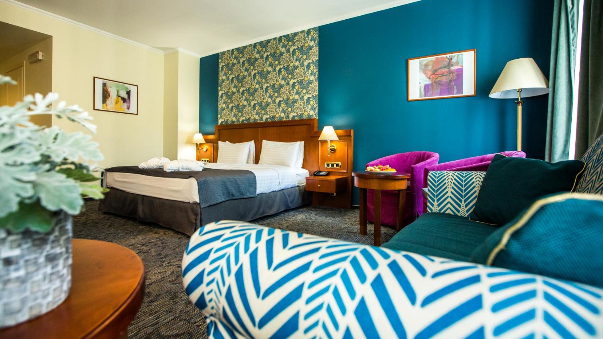 Deluxe Double or Twin Room