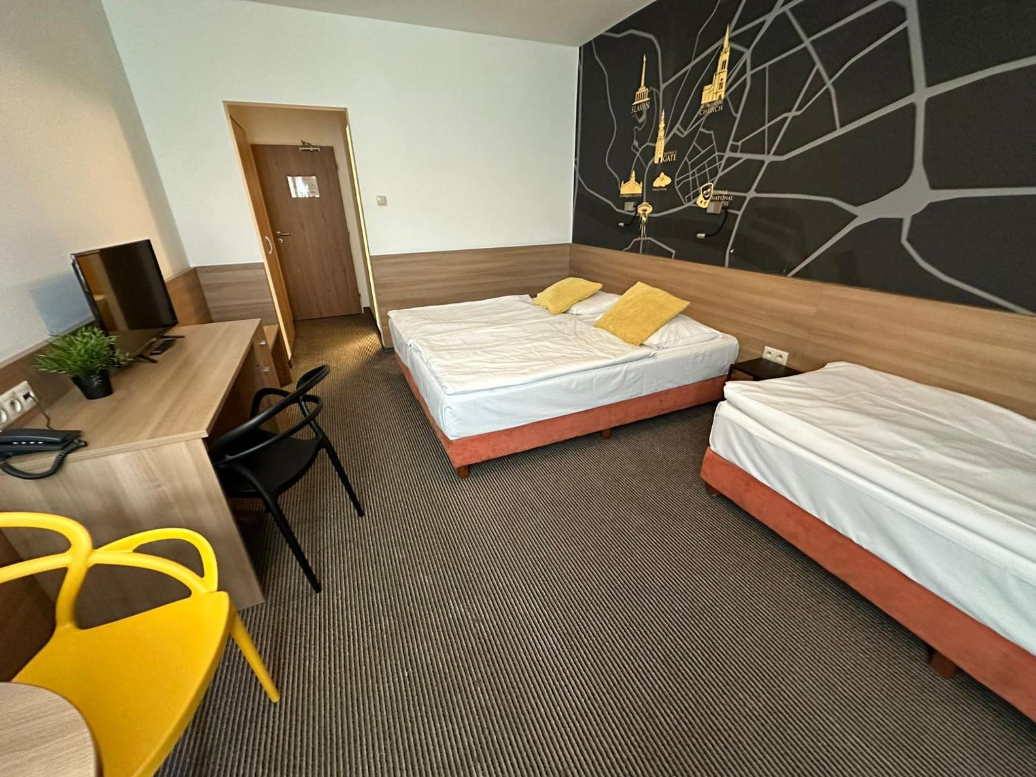 Standard Triple Room