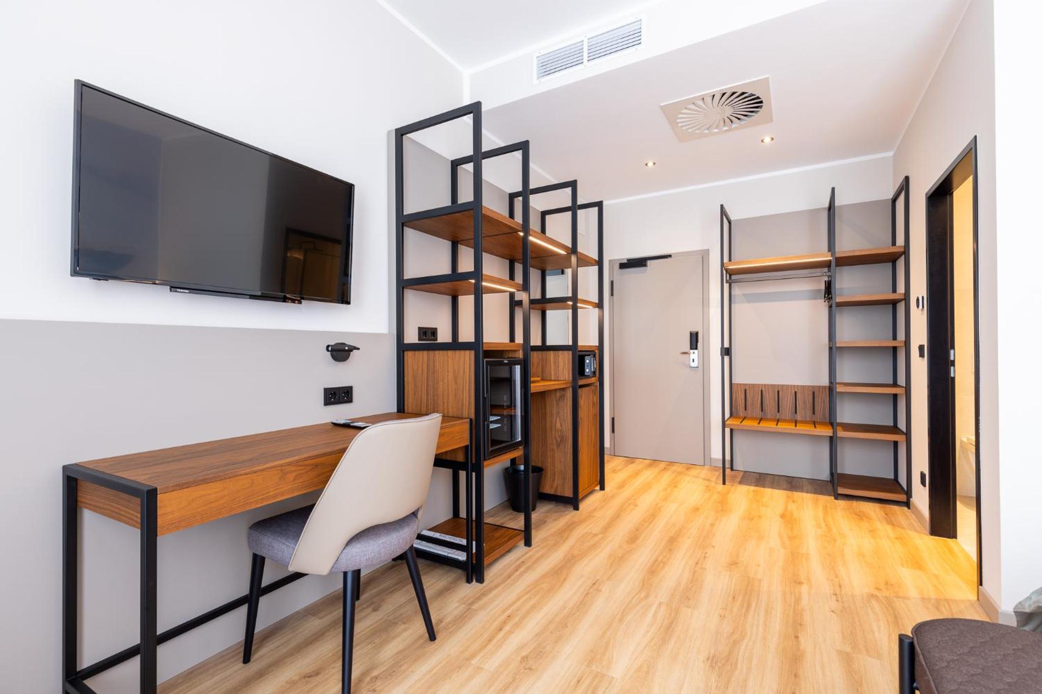 Superior Comfort Double Room/annex building