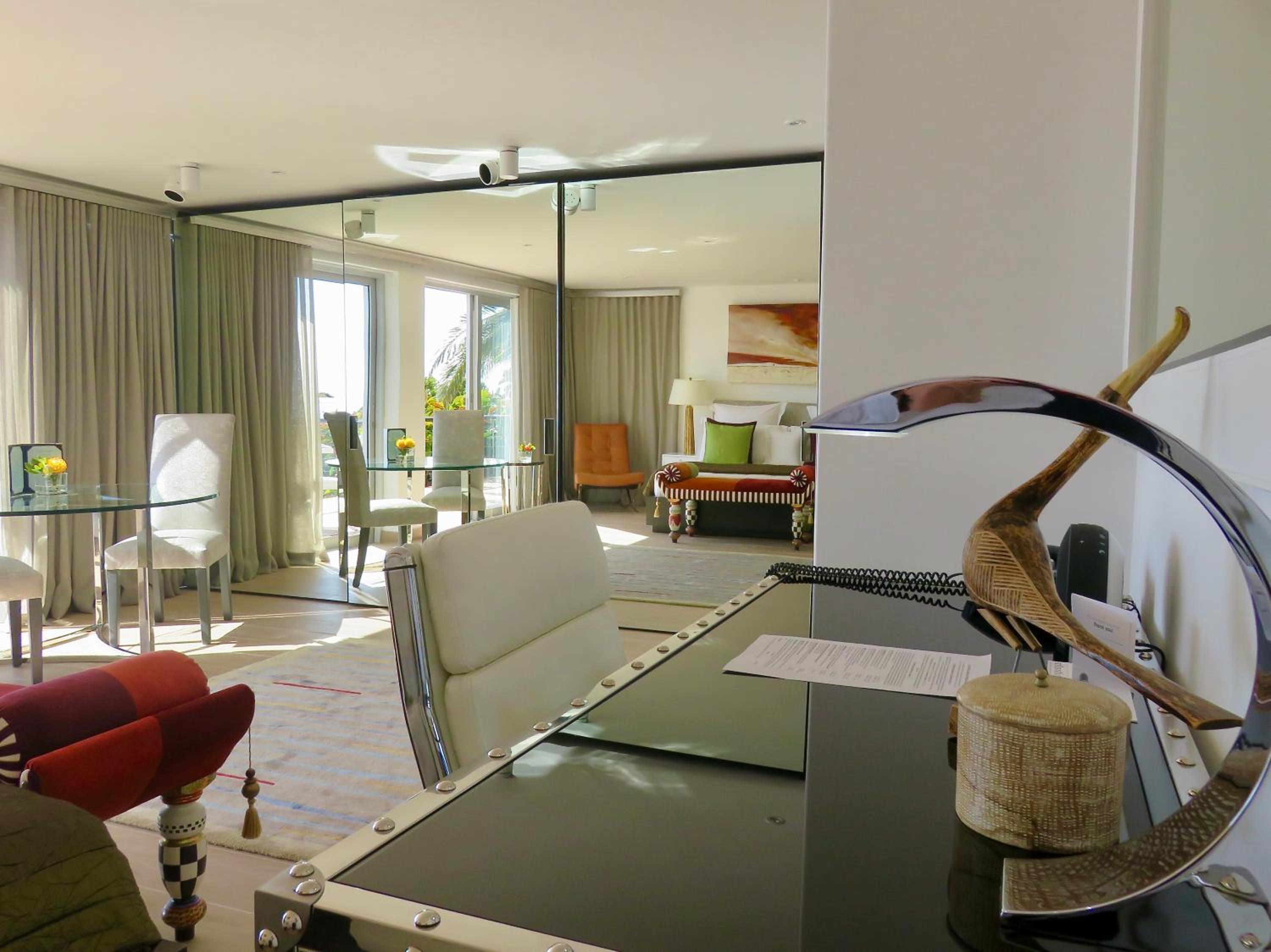 Deluxe Suite with Private Terrace and Sea View - Penthouse Suite 