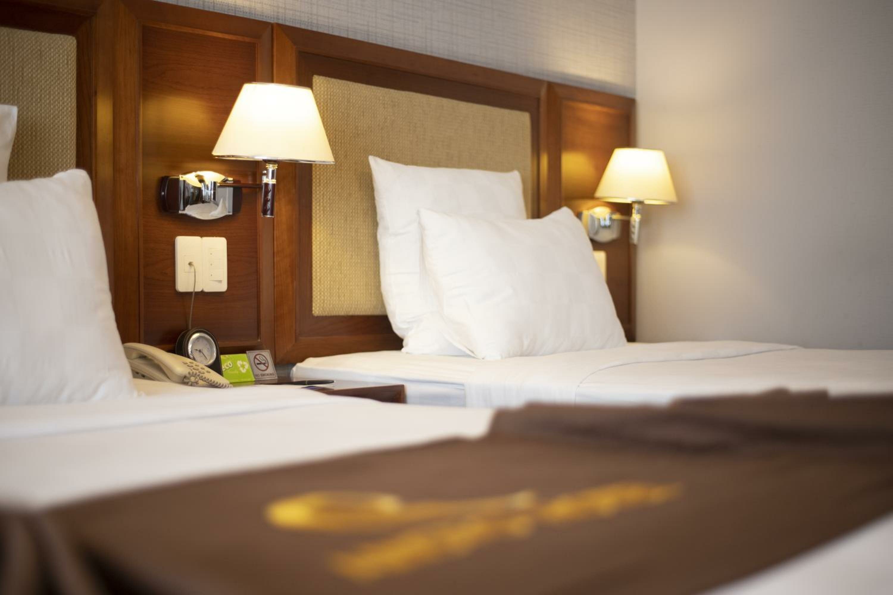 Premier Twin Room (Free Mini-bar)