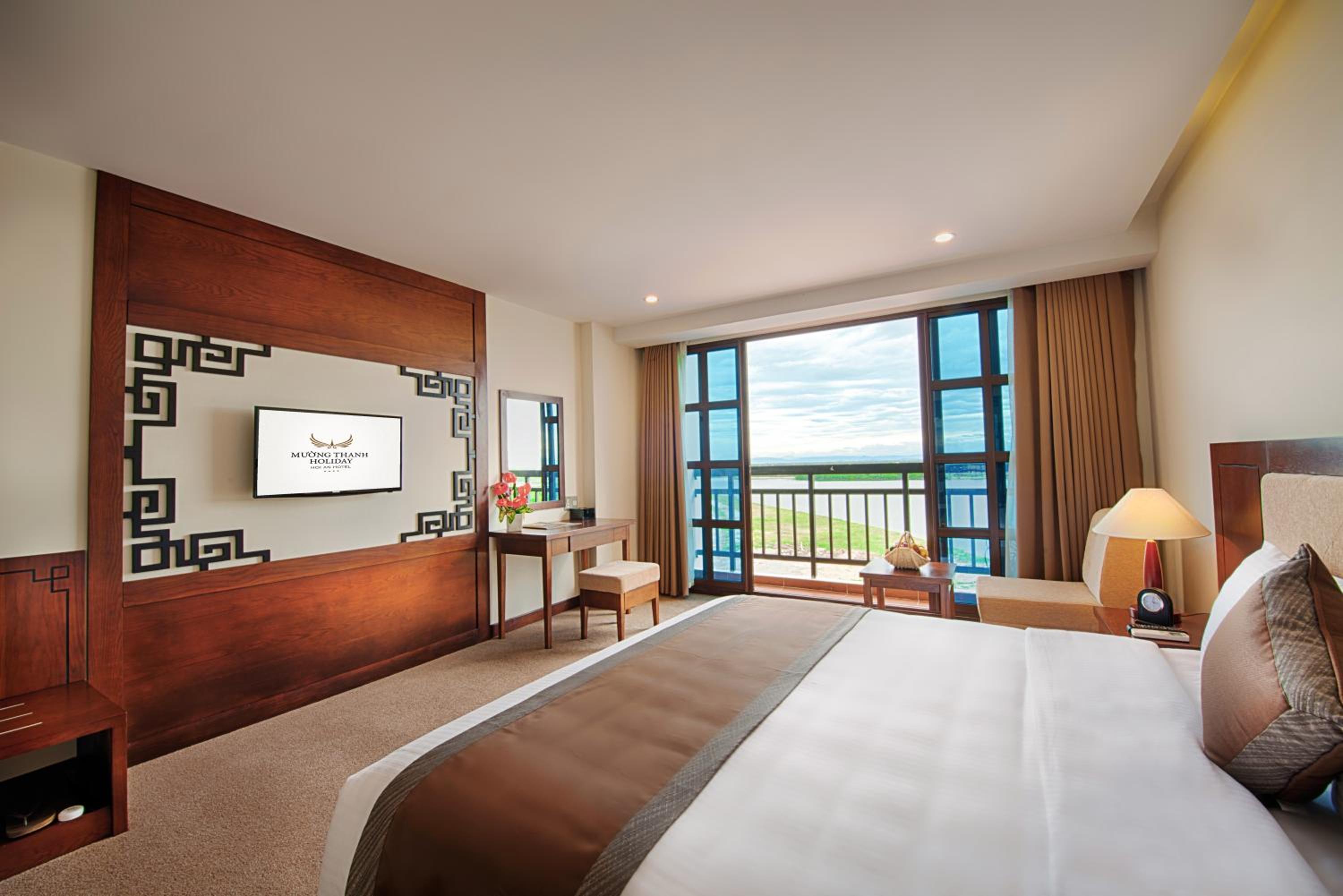 Deluxe Double Room with River View