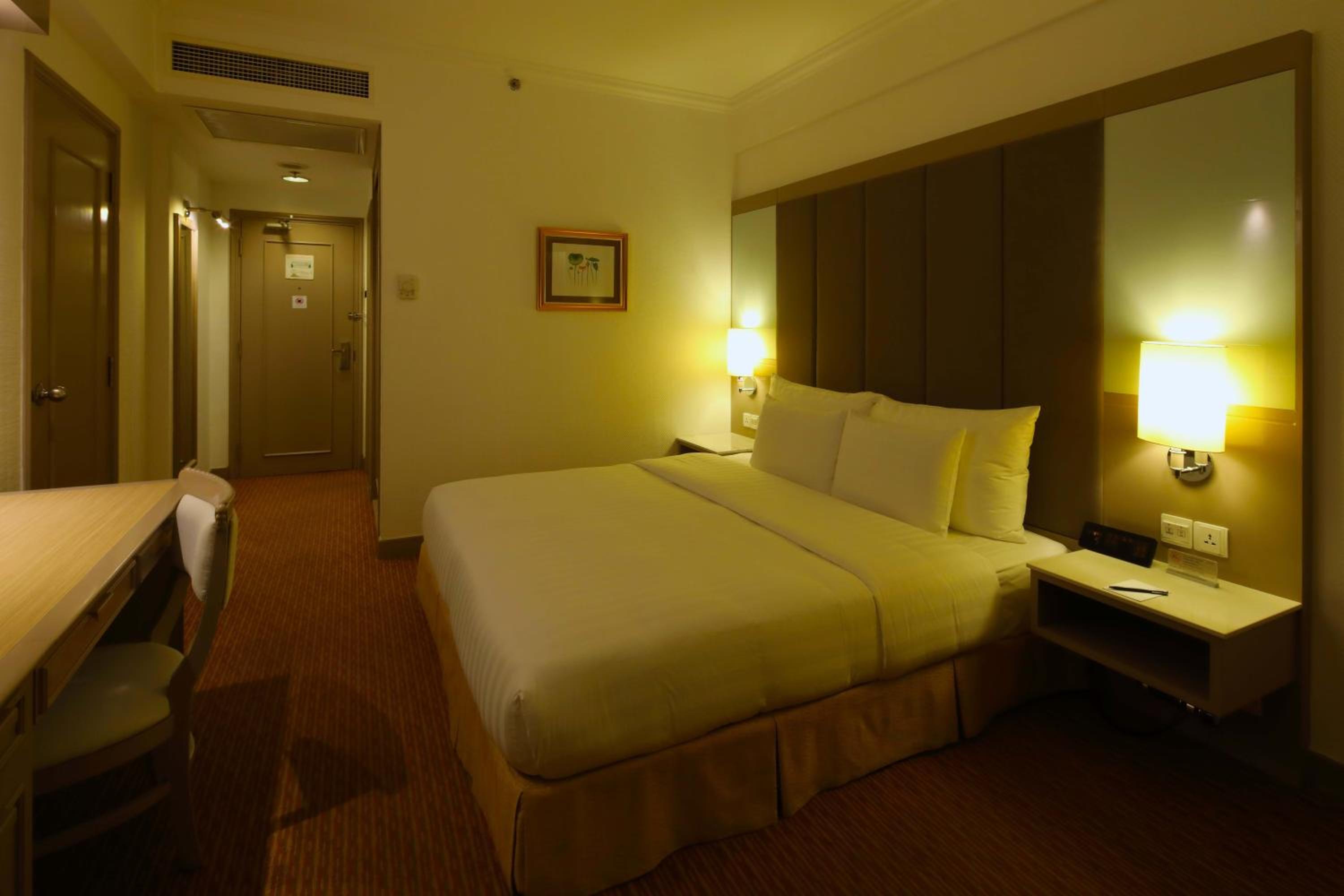 Deluxe Room with City View