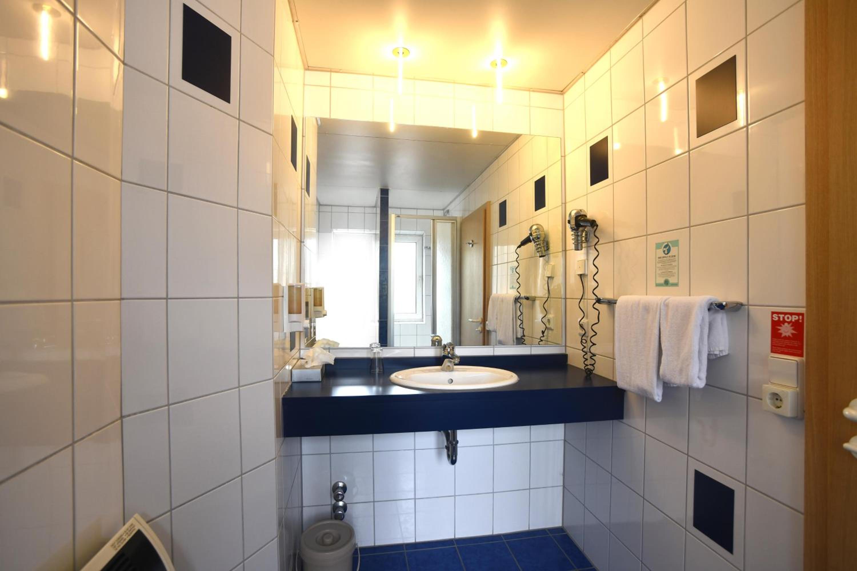 Comfort Single Room