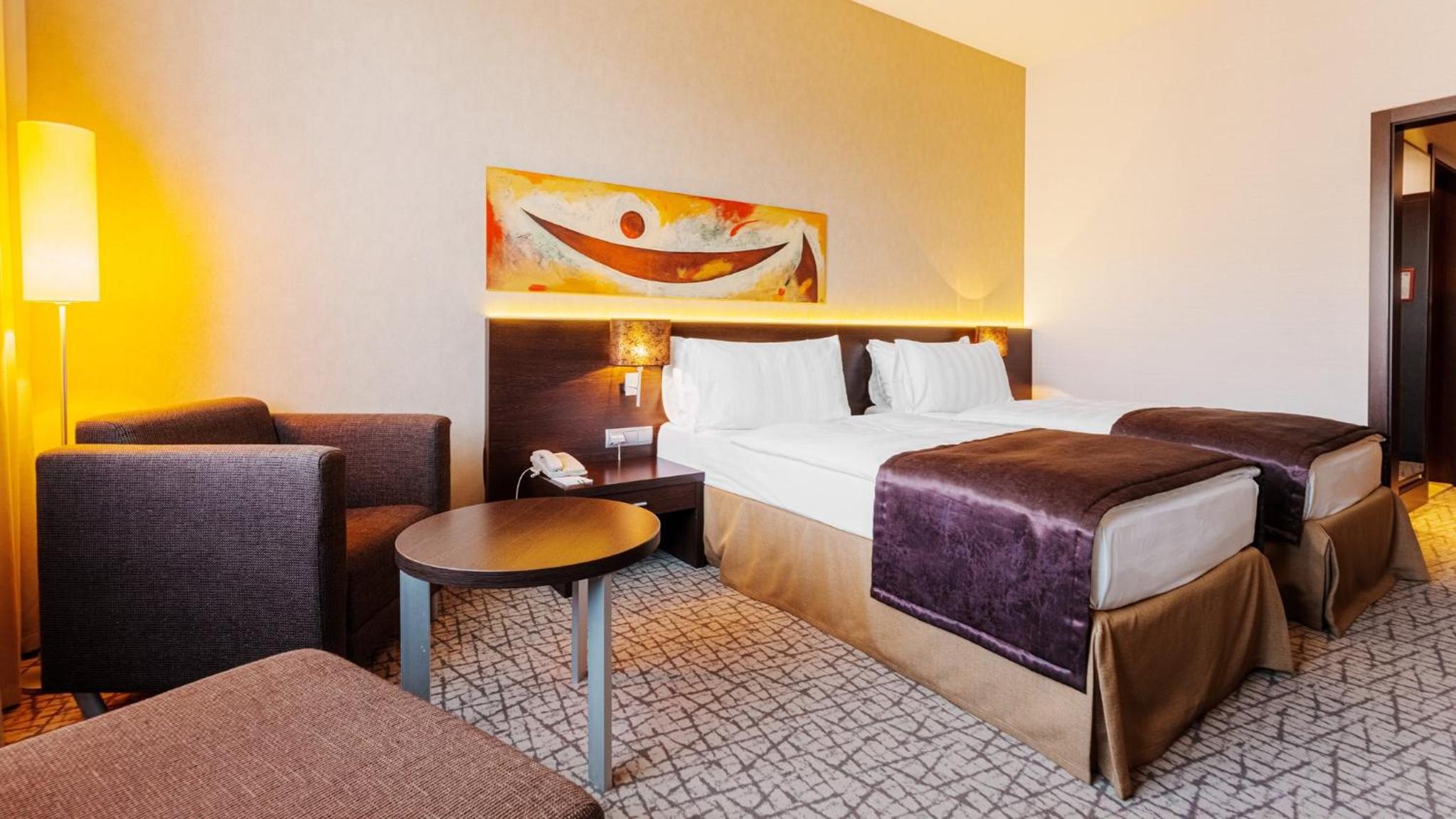 2 Single Standard Mountain View