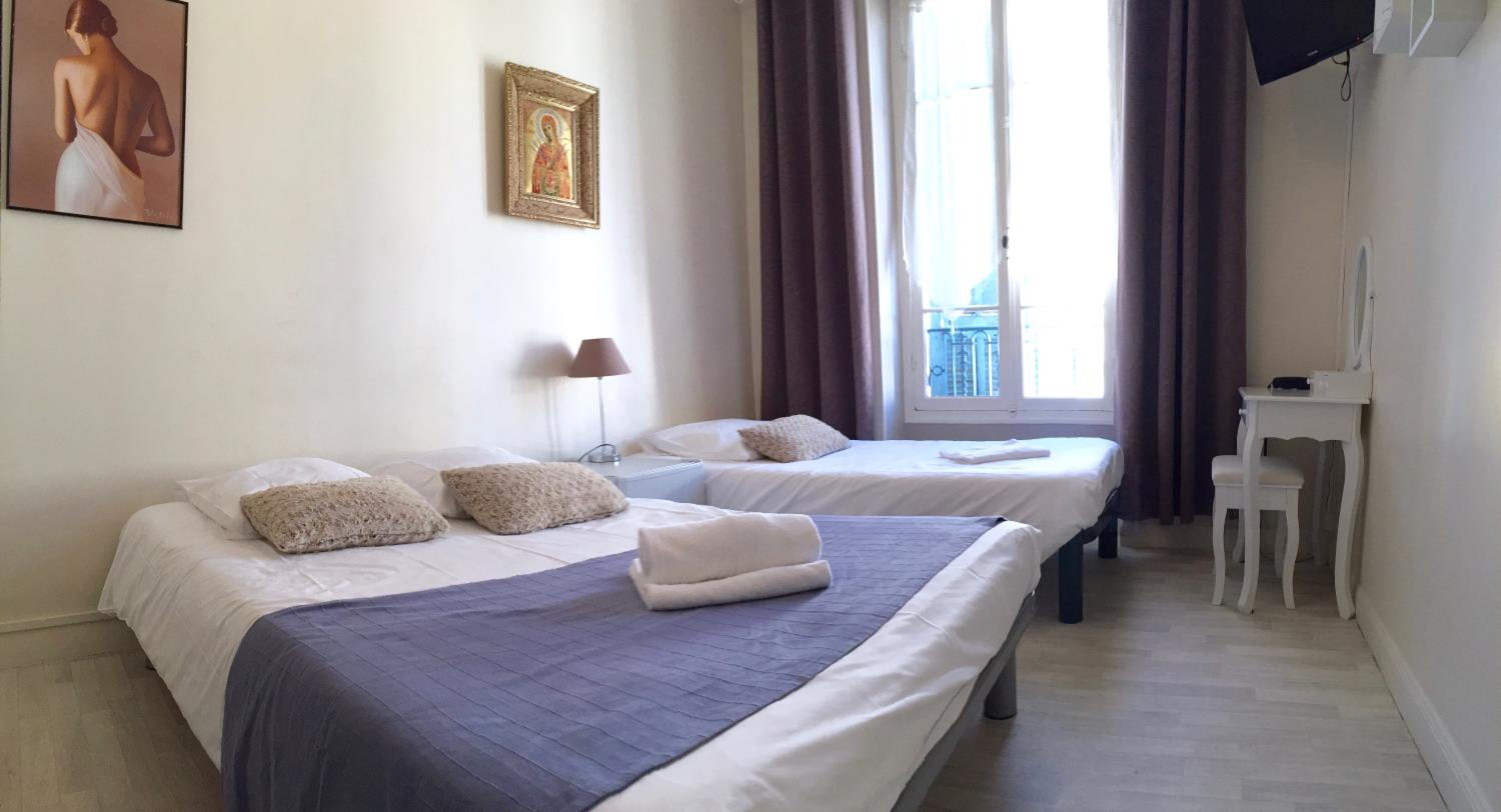 Triple Room