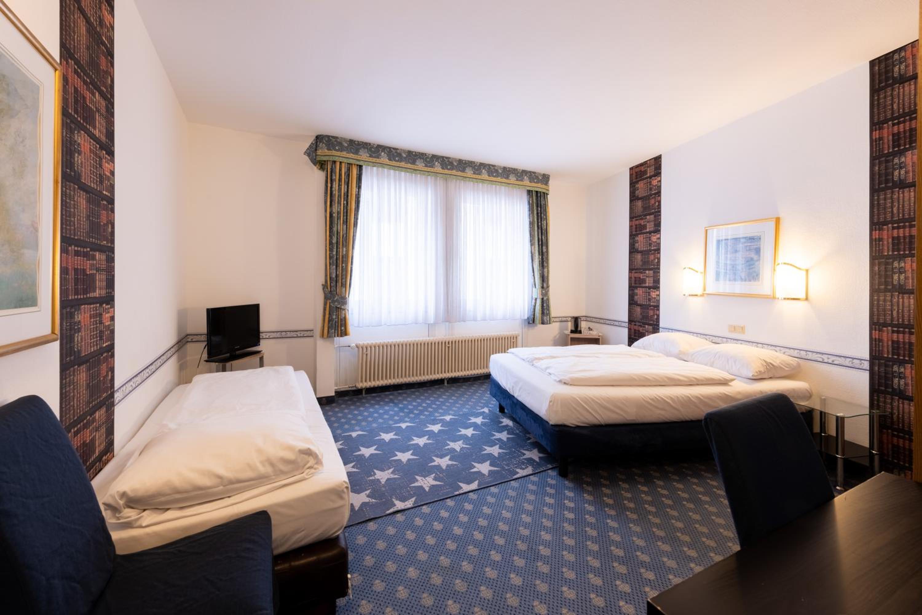 Triple Room