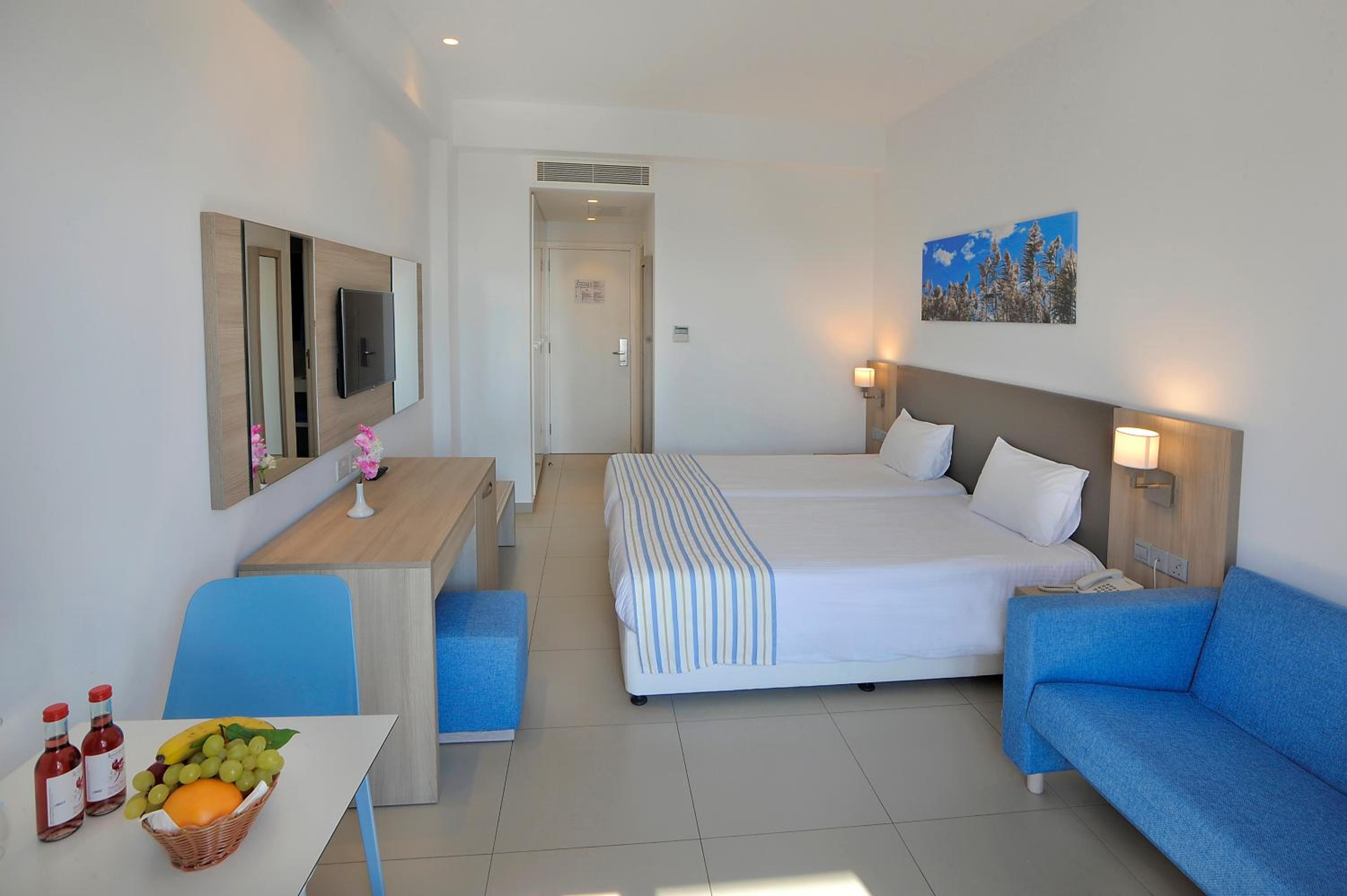 Superior Family Room