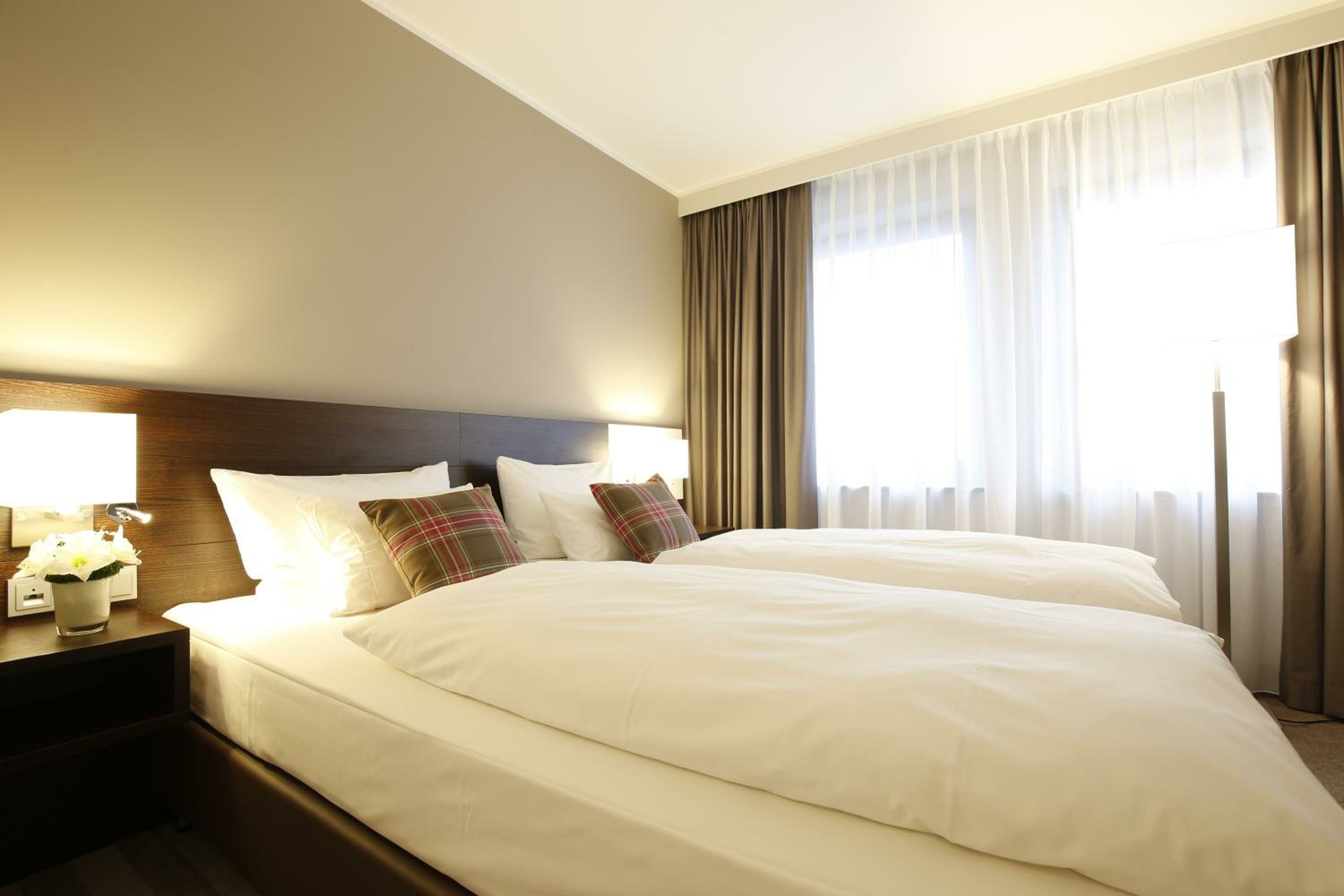 Junior Suite with Garden View