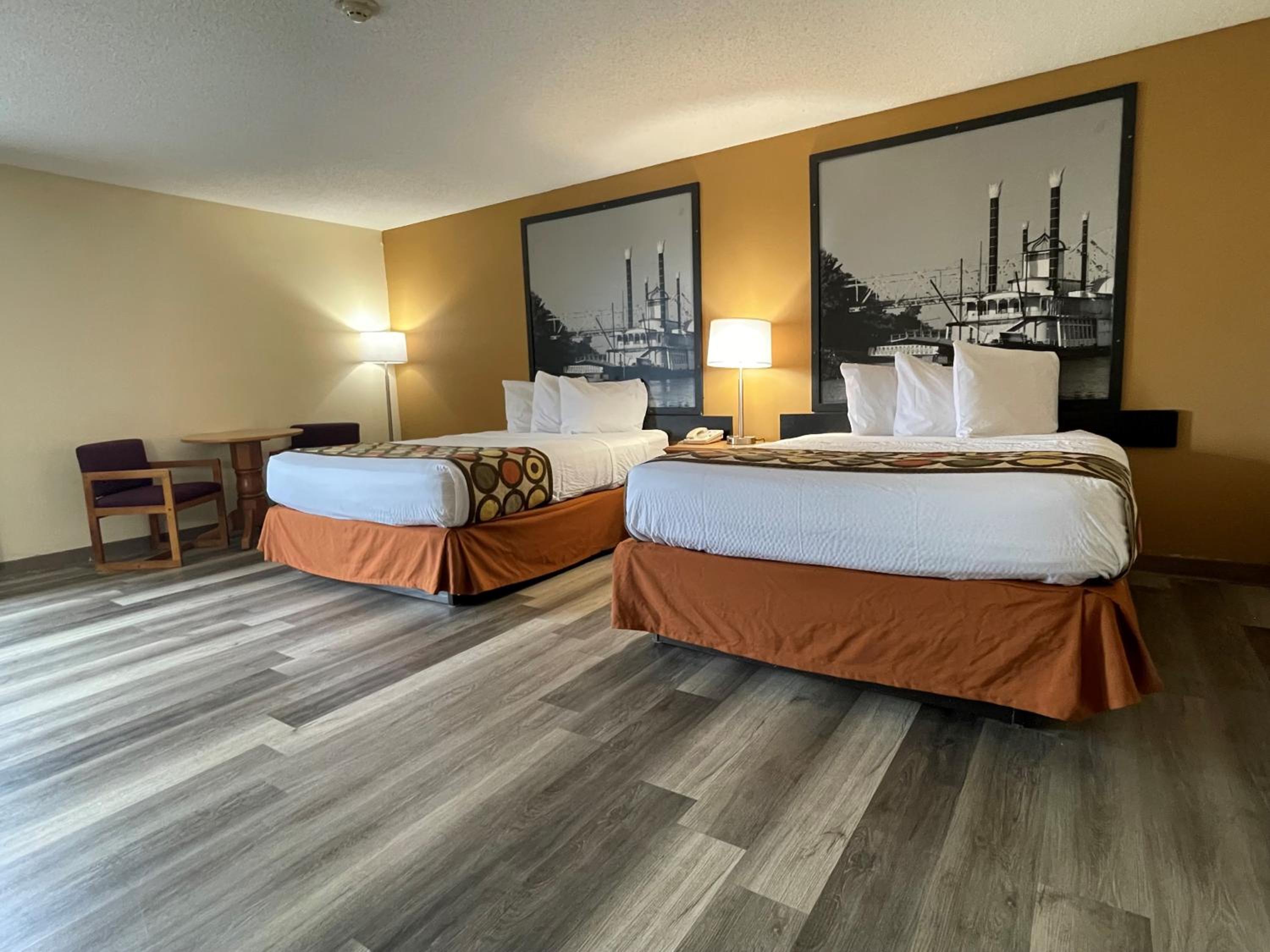 Deluxe Queen Suite with Two Queen Beds - Non-Smoking