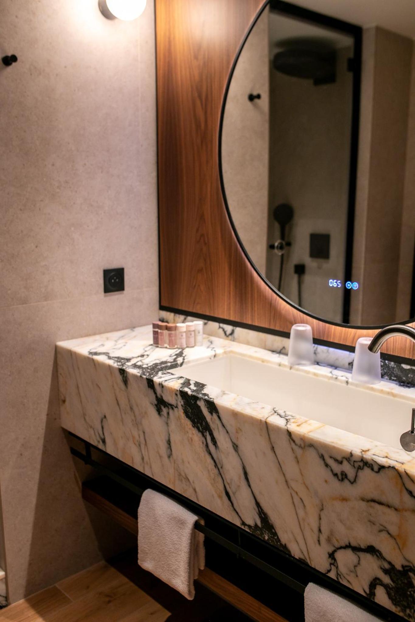 Duplex Suite with Queen Bed  and View