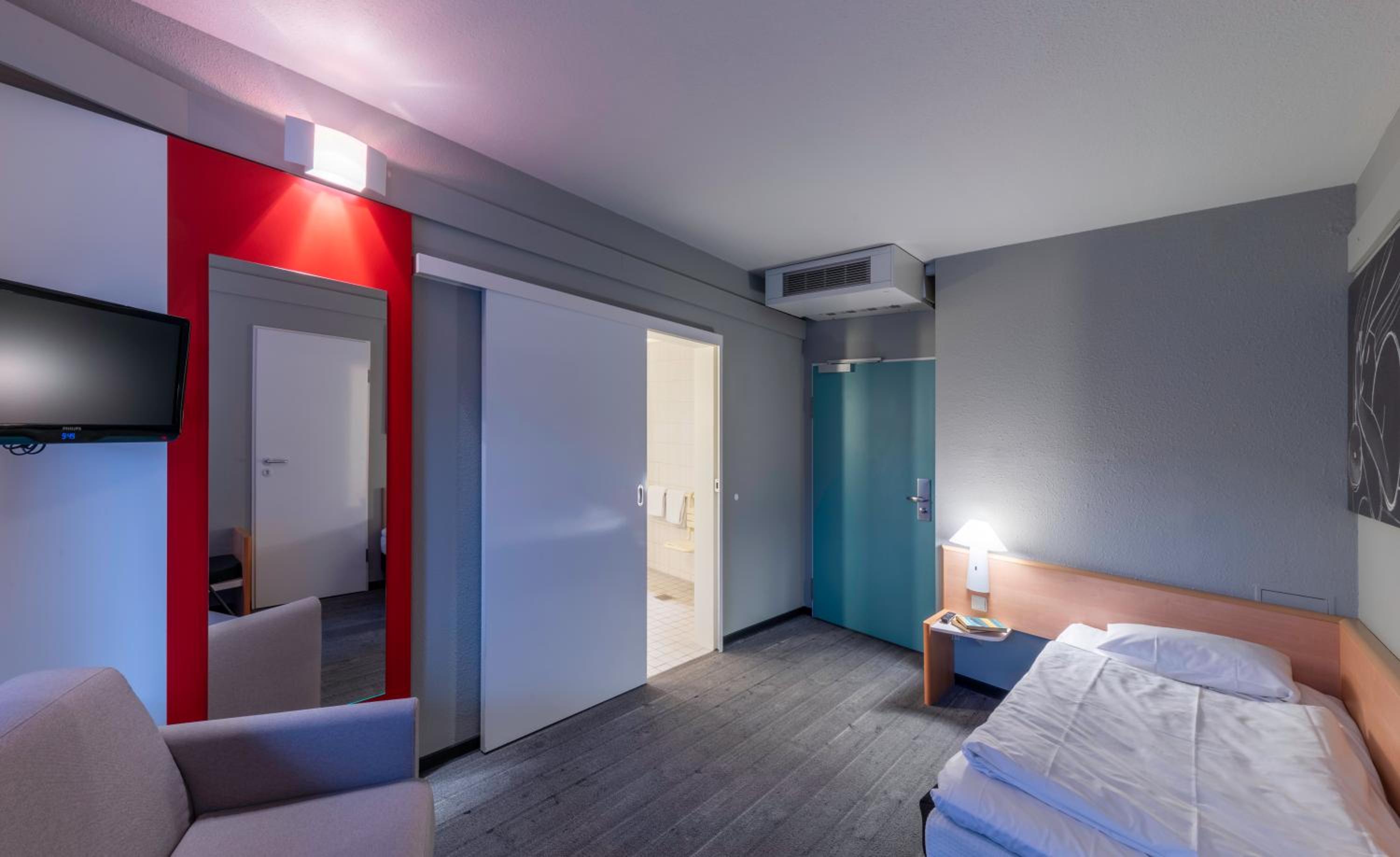 Standard Double Room - Disability Access