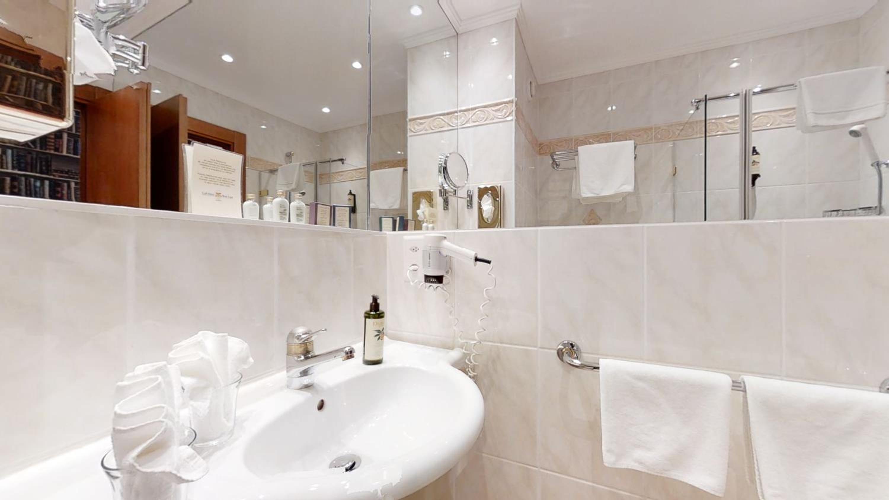 Economy Double Room city view without breakfast