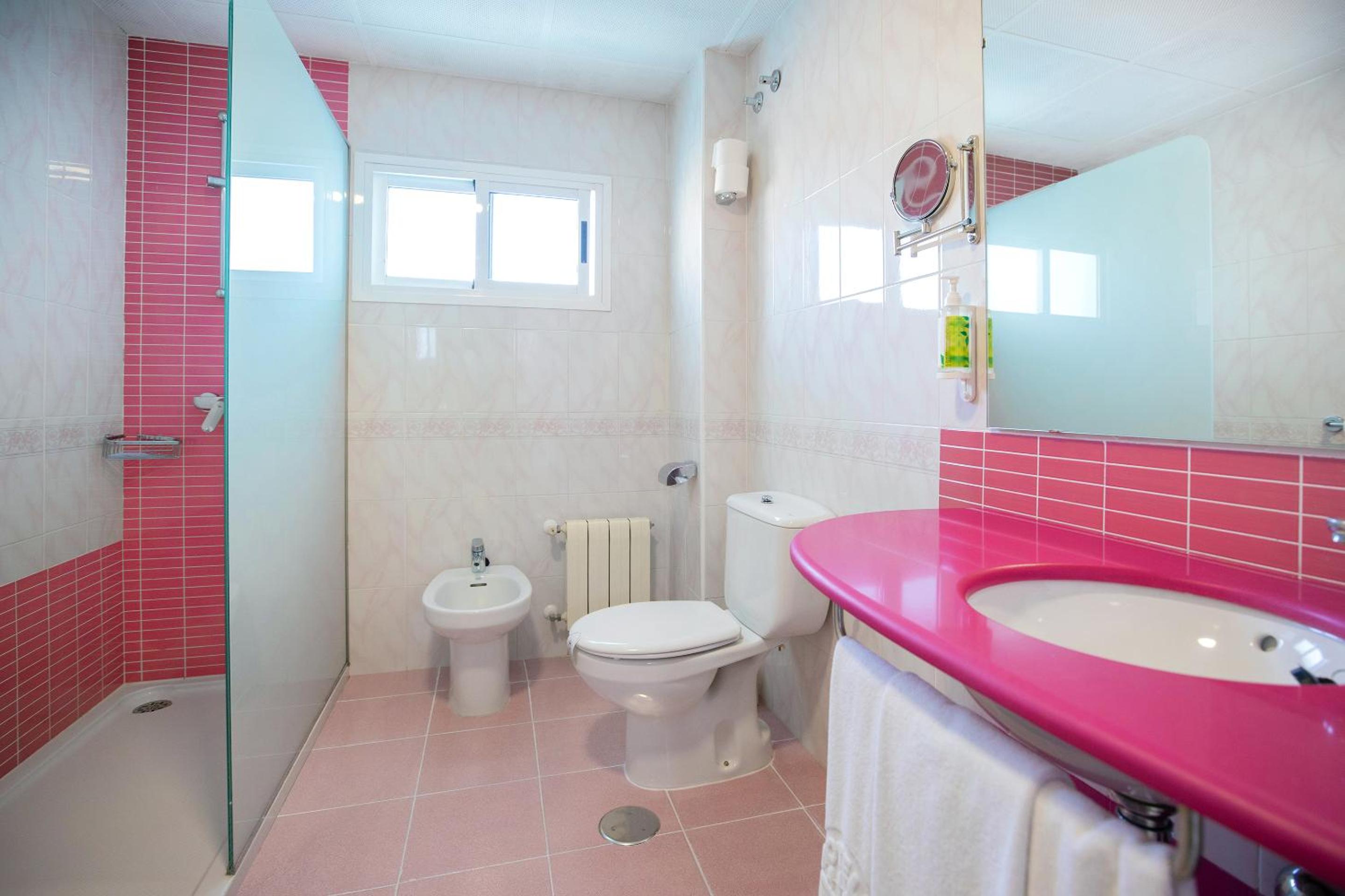Double Room with Balcony (2 Adults + 2 Children)
