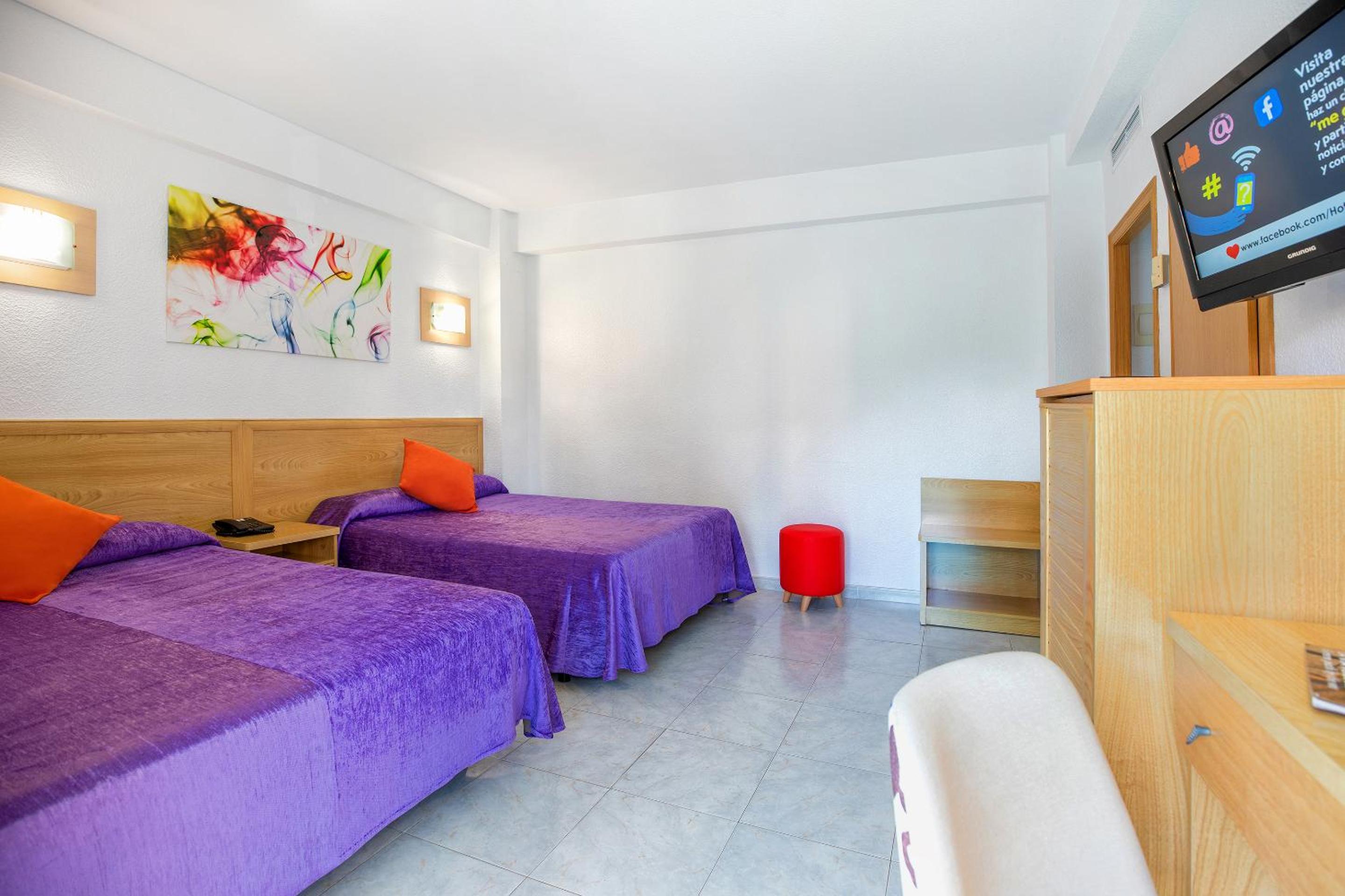 Double Room with Balcony (2 Adults + 2 Children)