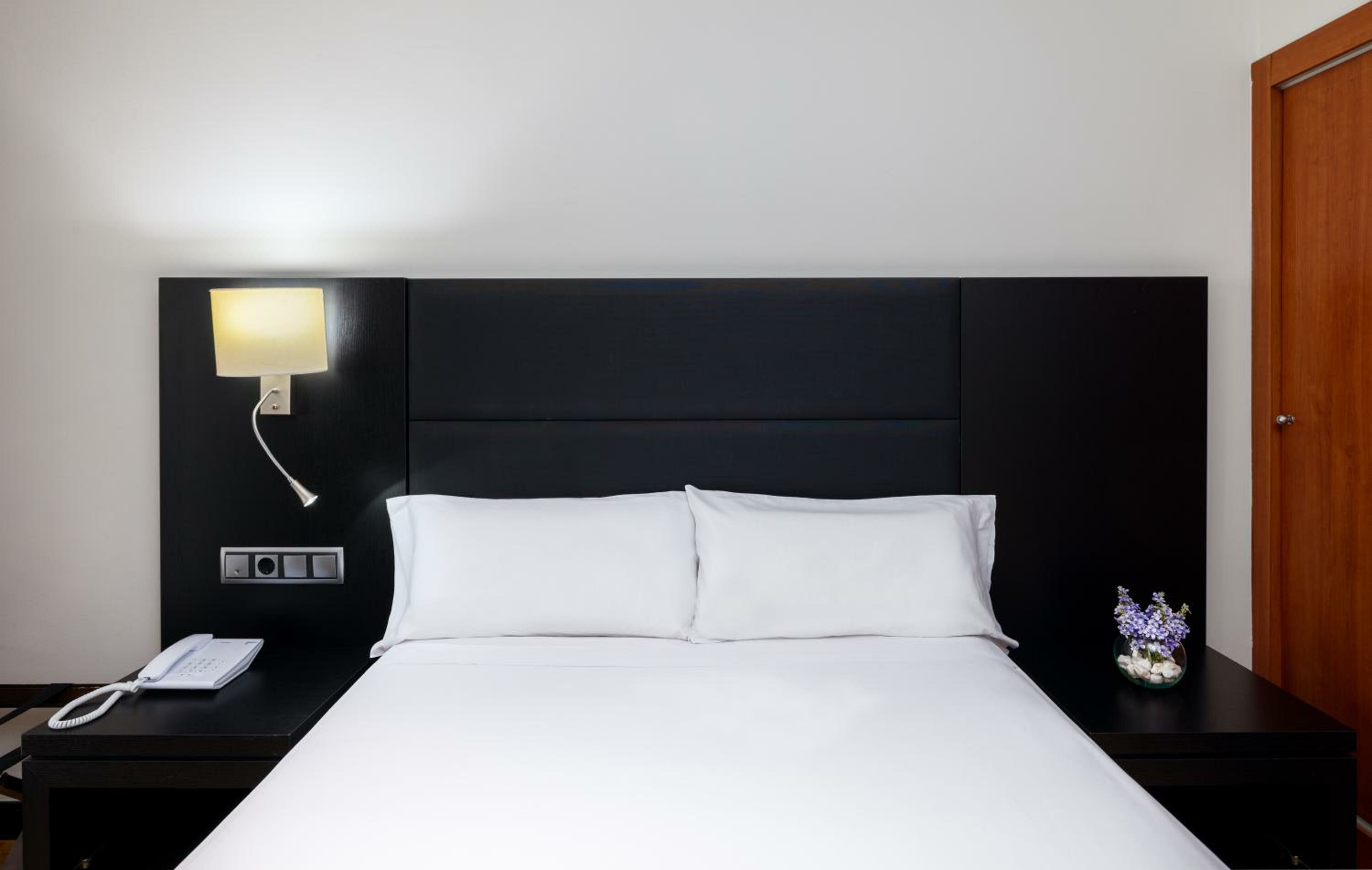 Double Room For Single Use