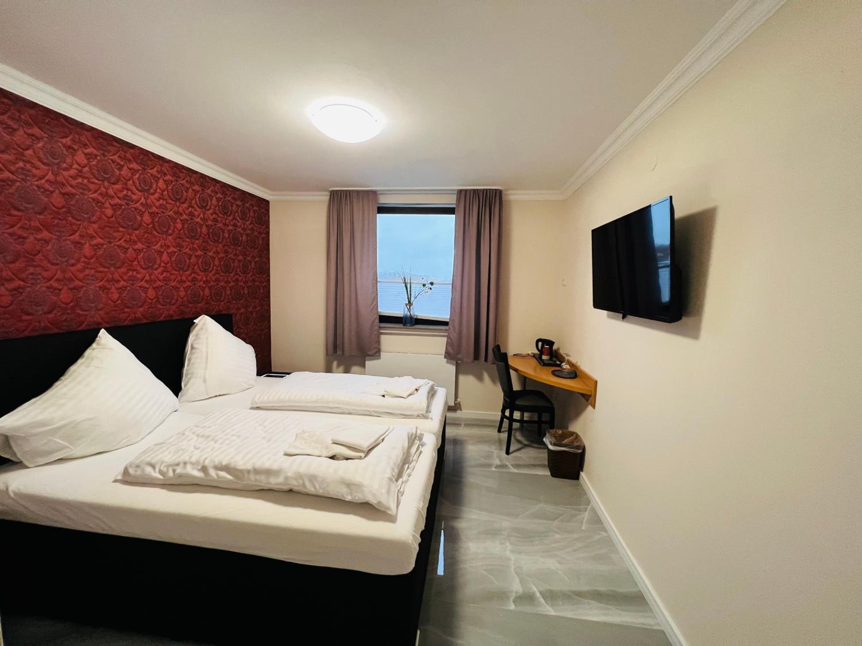 Double Room with Private Bathroom