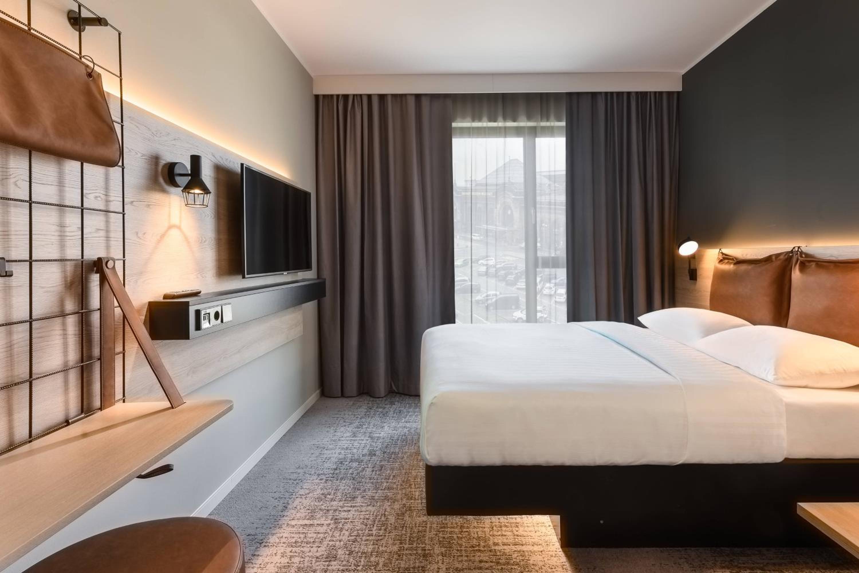 Moxy Sleeper, Guest room, 1 Queen