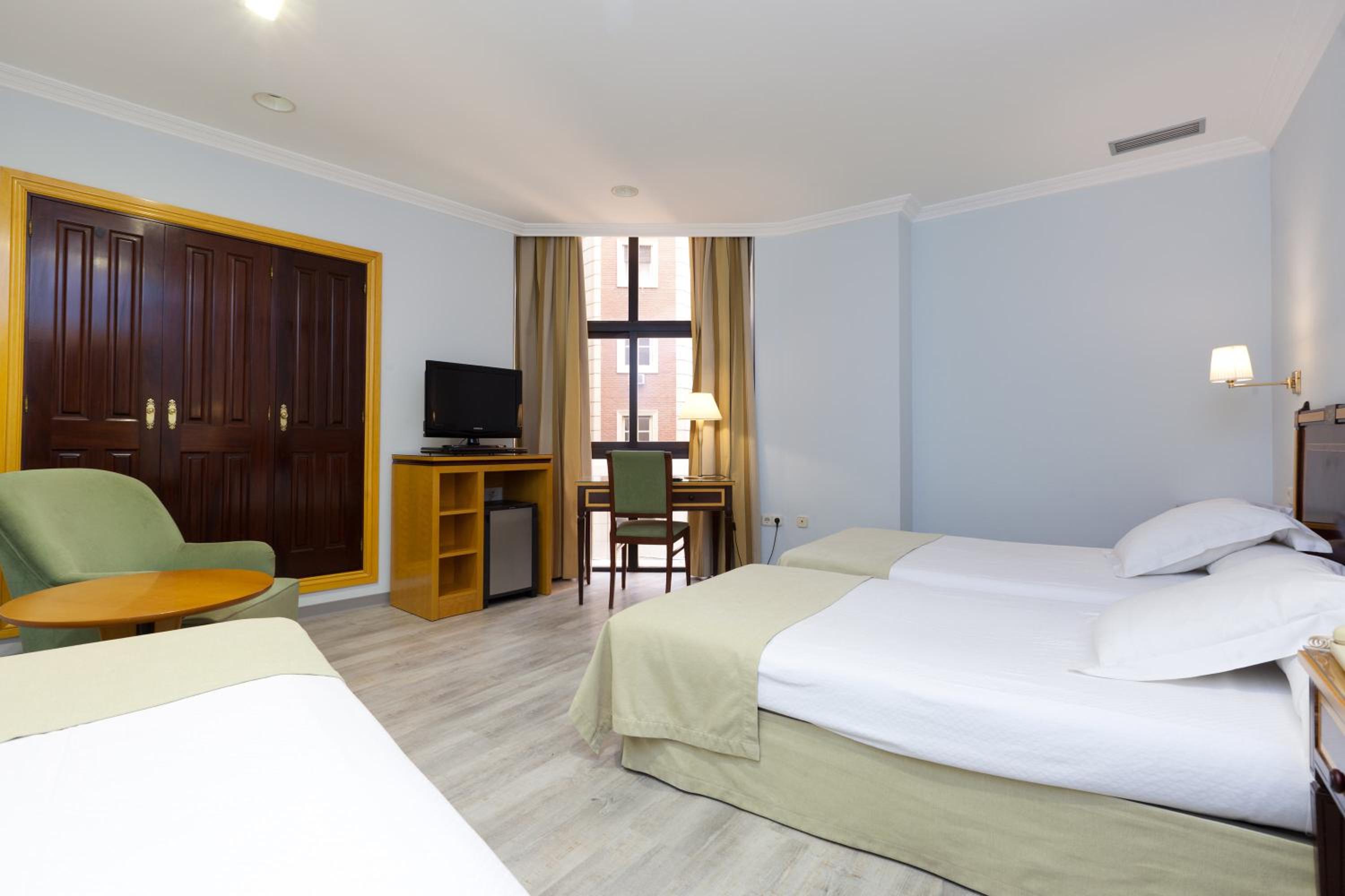 Junior Suite (4 Adults)