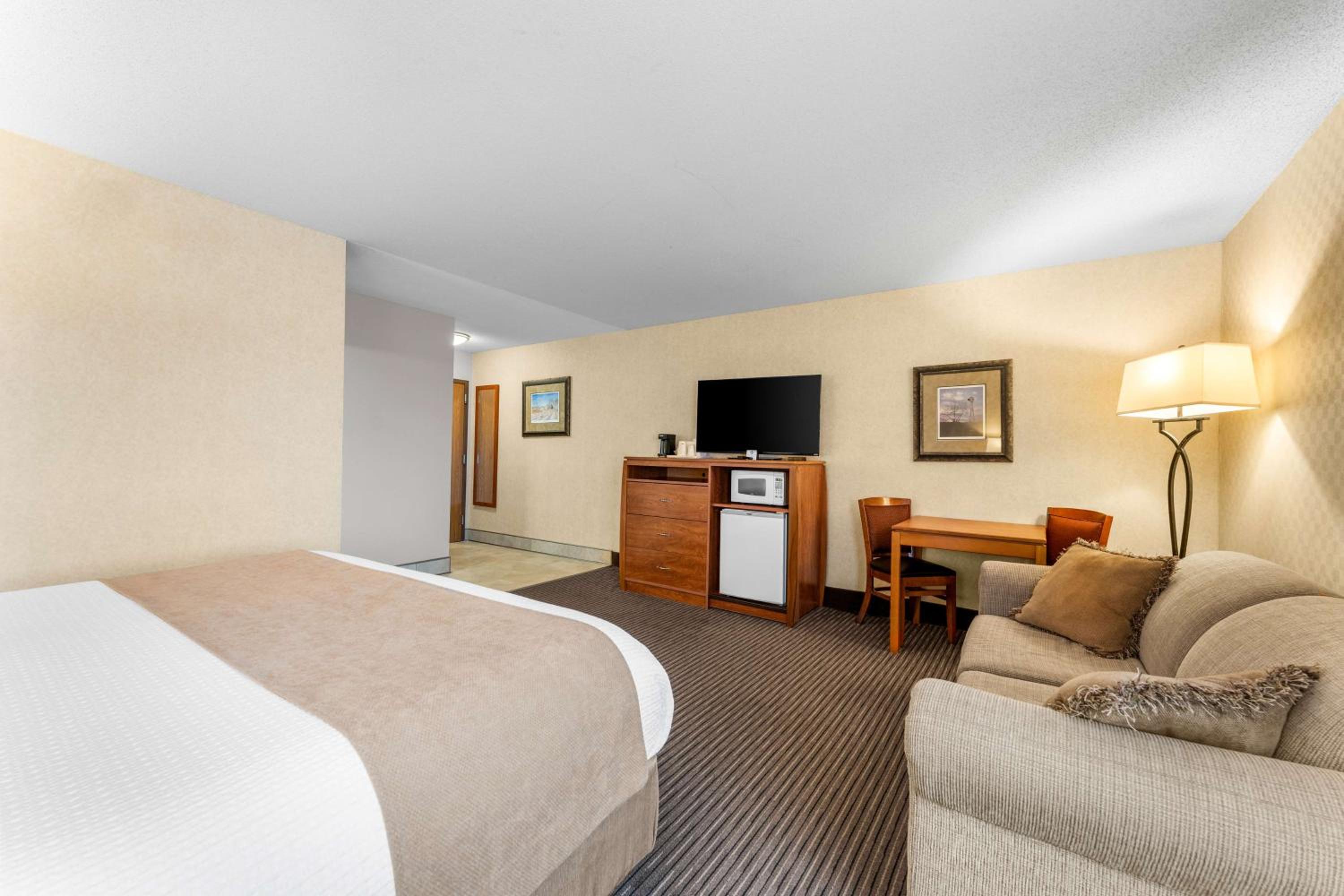 King Suite with Sofa Bed and Walk-In Shower - Non-Smoking