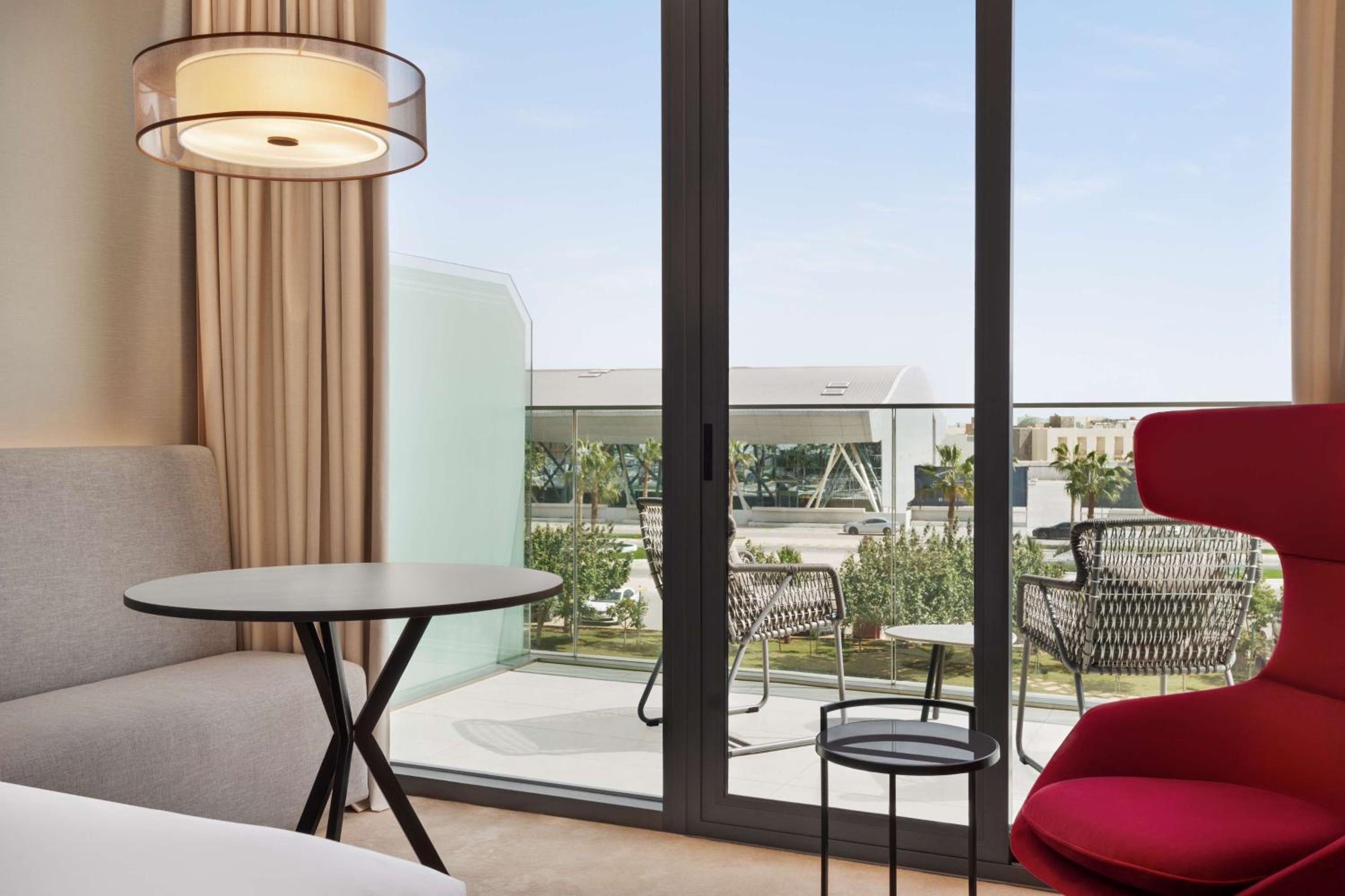 Executive Room - Balcony - Lounge Access