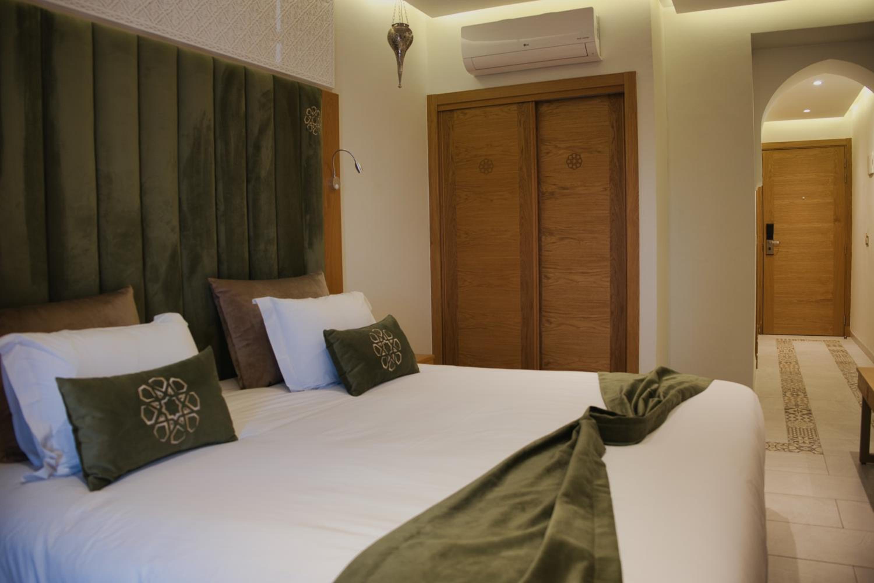 Deluxe Double or Twin Room with Pool View