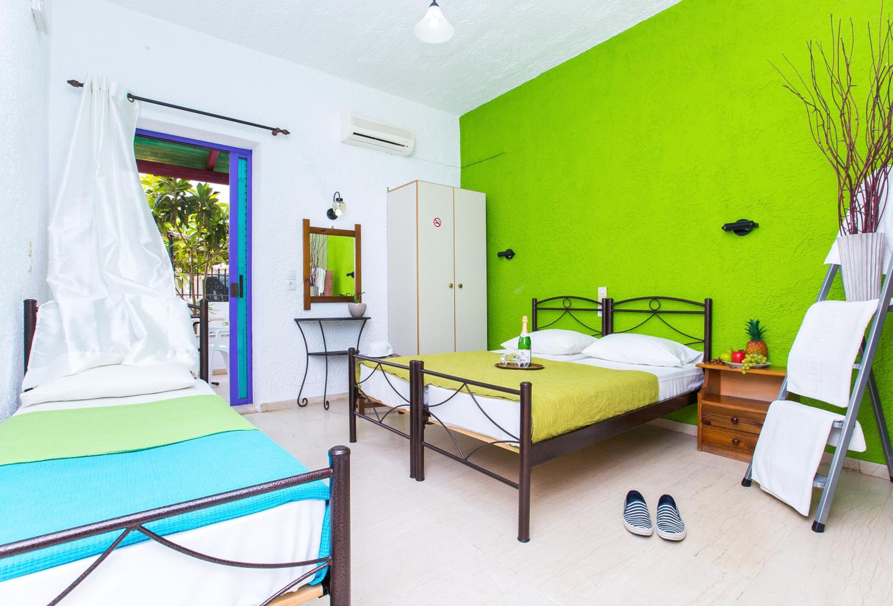 Standard Triple Studio