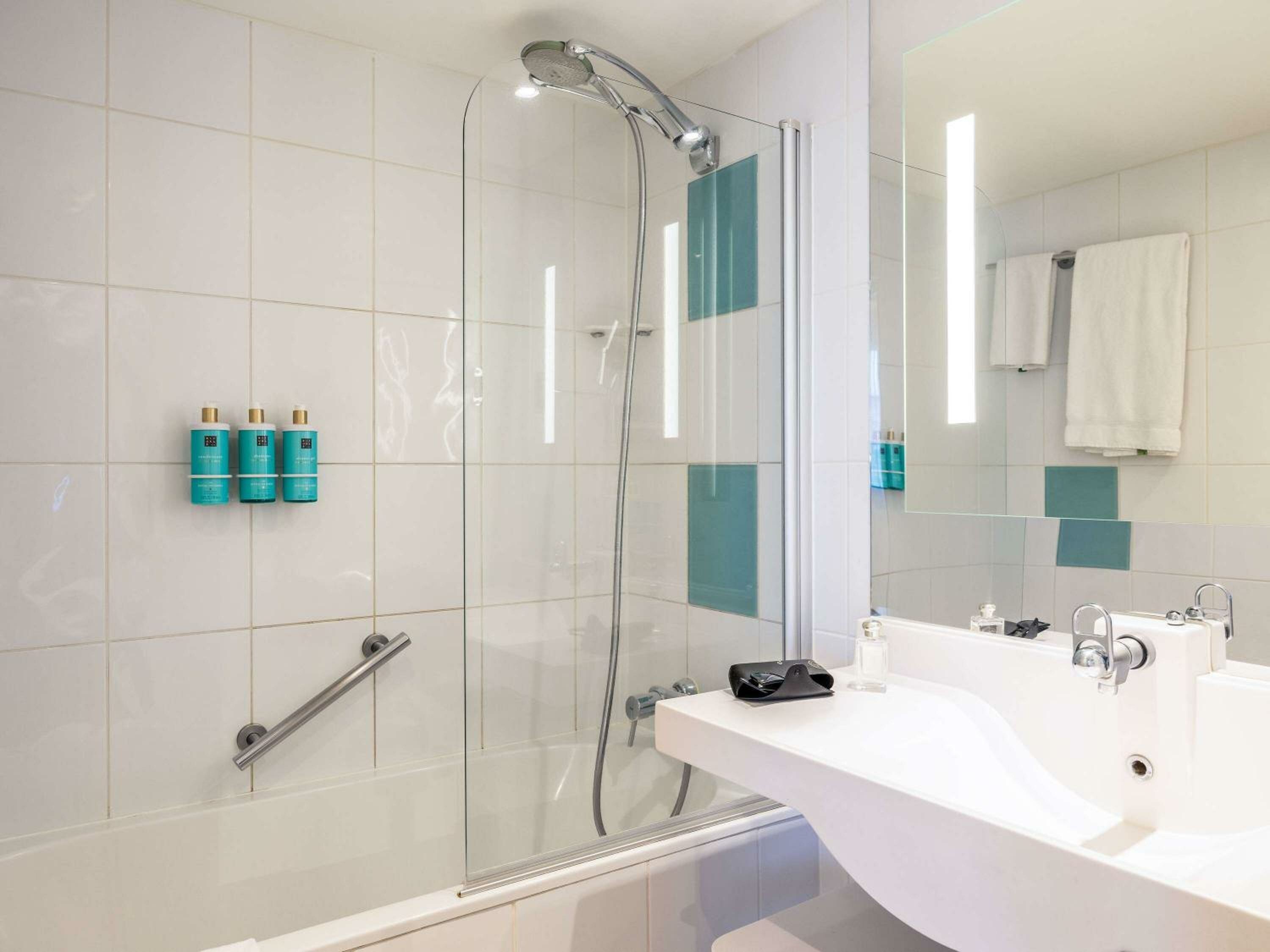 Executive Queen Suite