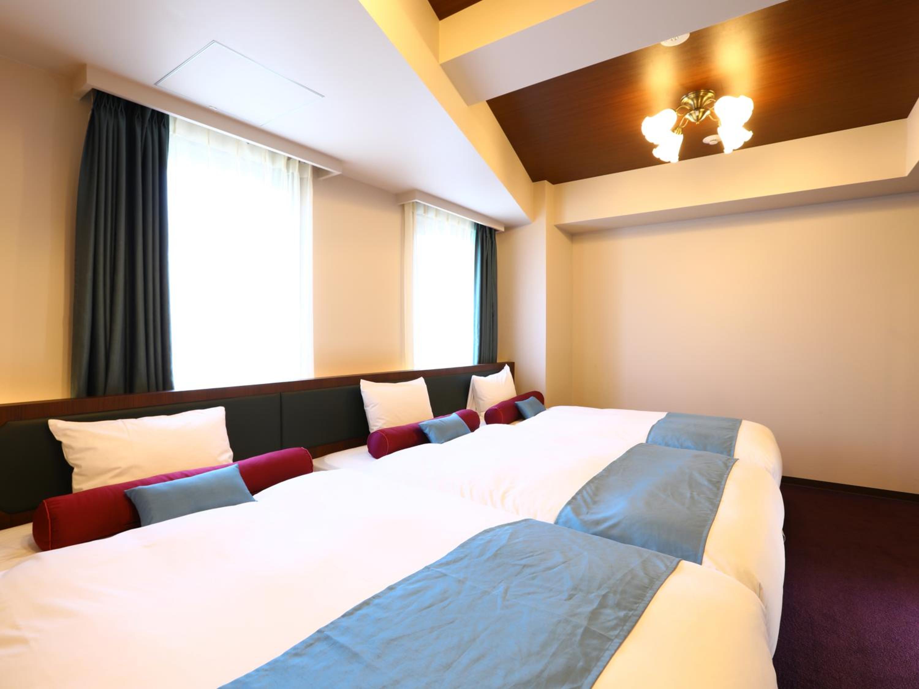 Triple Room - Non-Smoking