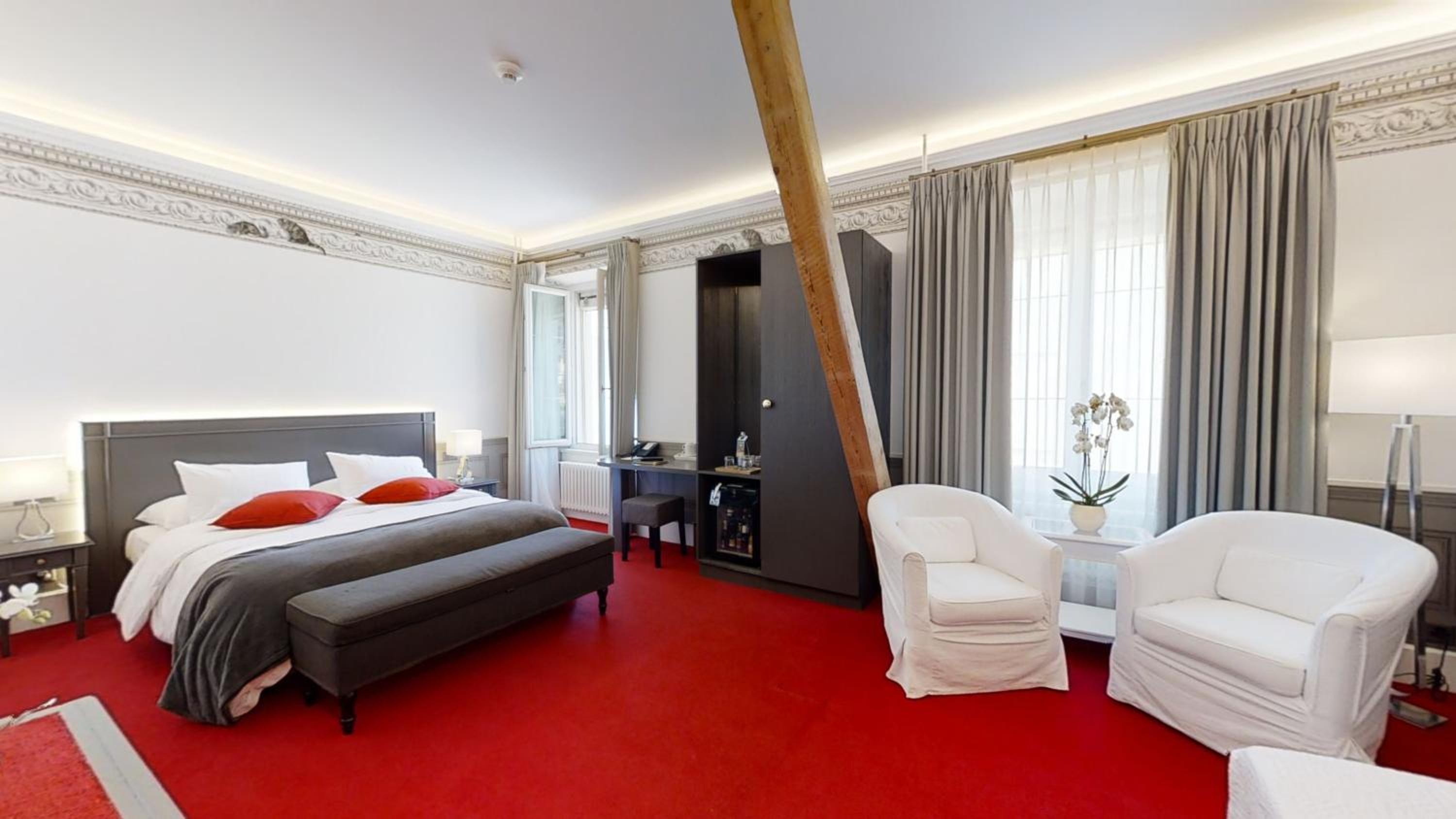 Superior Triple Room City Side